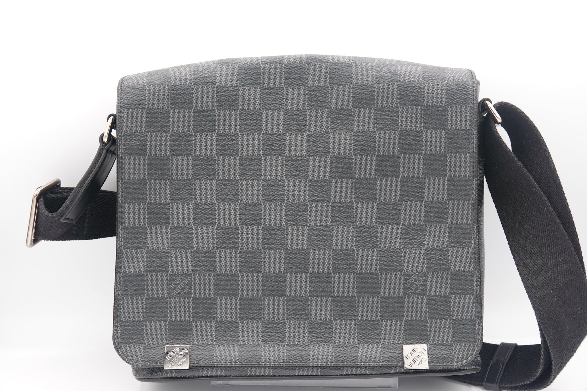 Louis Vuitton Damier Graphite District PM