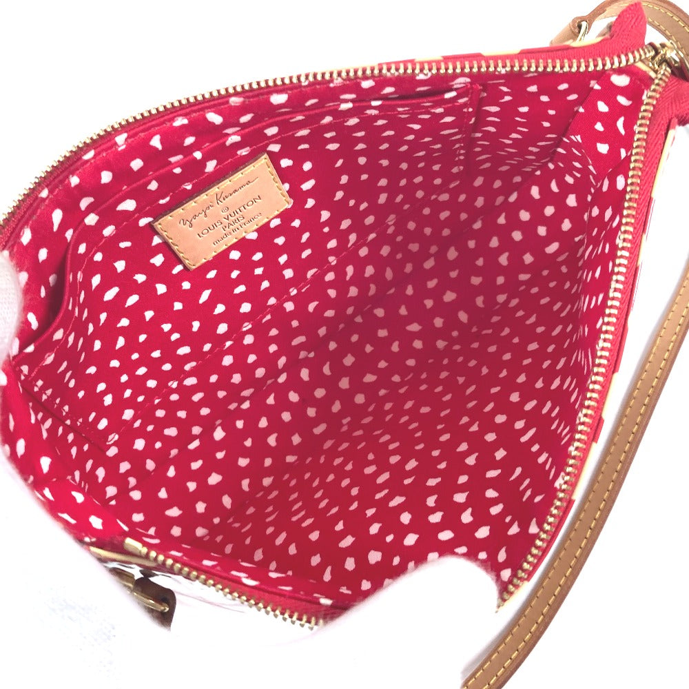 interior Louis Vuitton Vernis Kusama Infinity Dots Pochette Accessories Red
