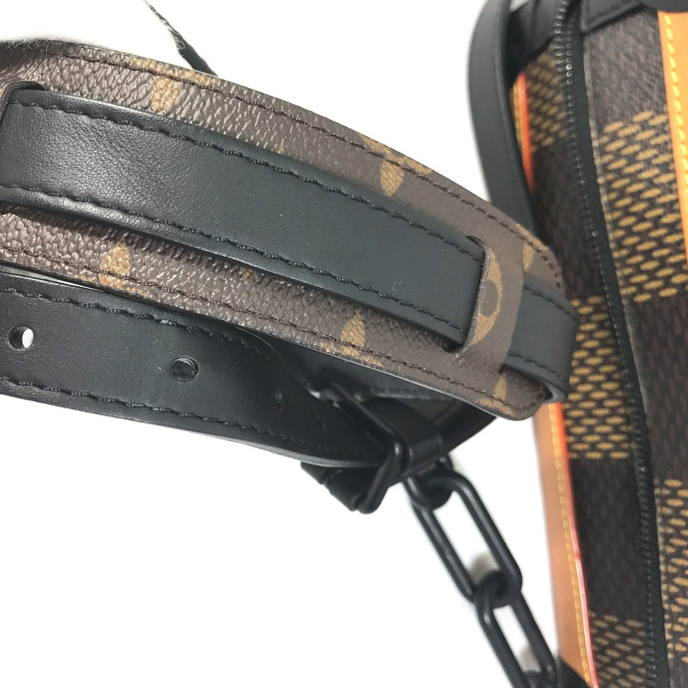 shoulder strap Louis Vuitton X NIGO Giant Damier Ebene Monogram Soft Trunk 