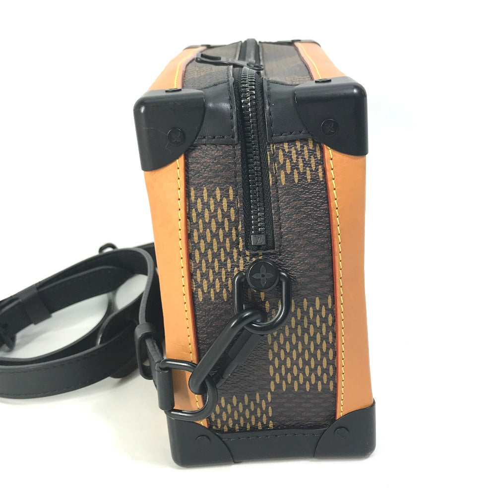 side Louis Vuitton X NIGO Giant Damier Ebene Monogram Soft Trunk 