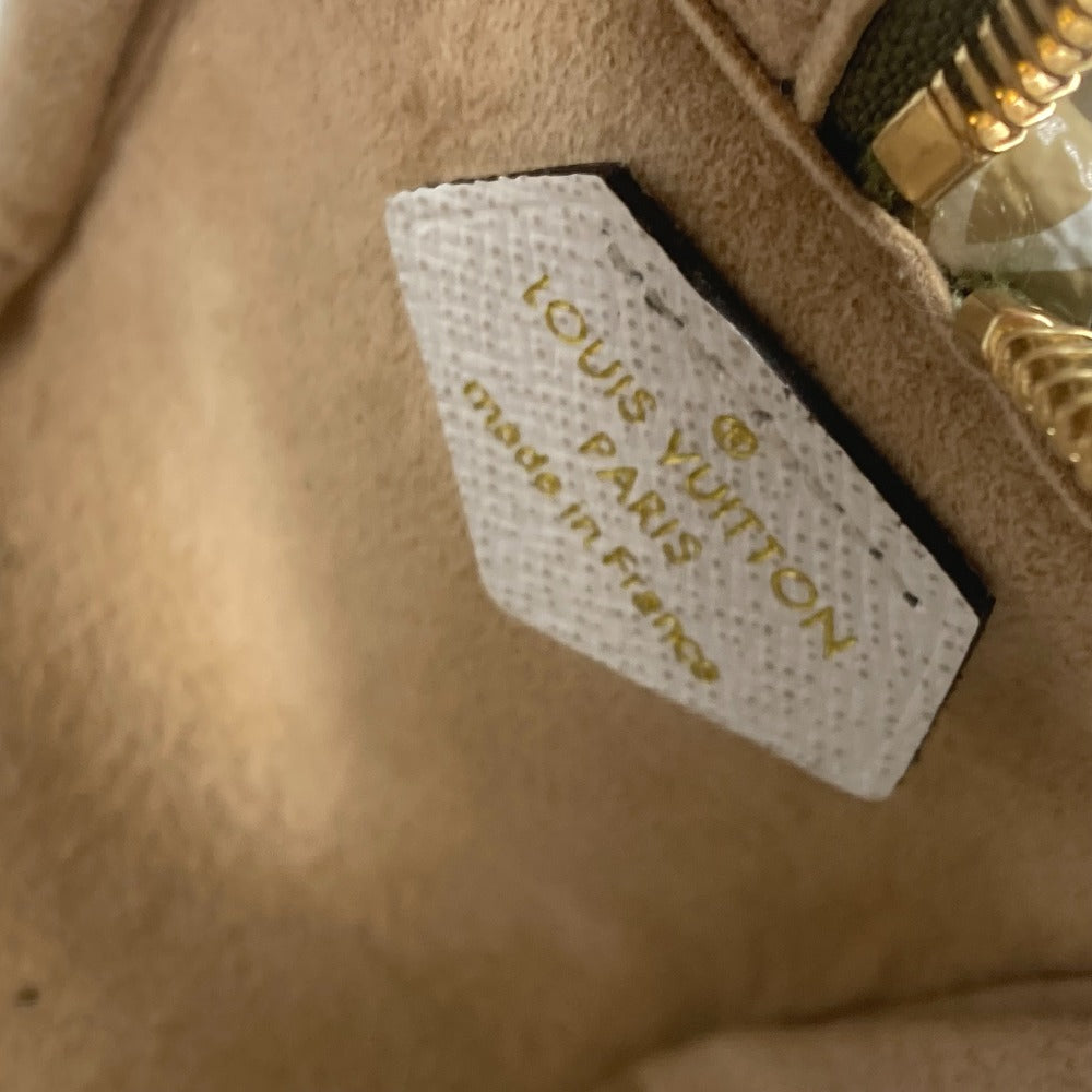 stamp Louis Vuitton Monogram Giant Beach Pouch Khaki
