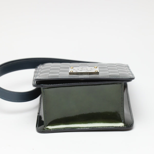 Pre-Loved Louis Vuitton Damier Vernis Petrole Blue