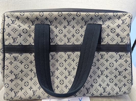 Pre-Loved Louis Vuitton Mini Lin Josephine 40