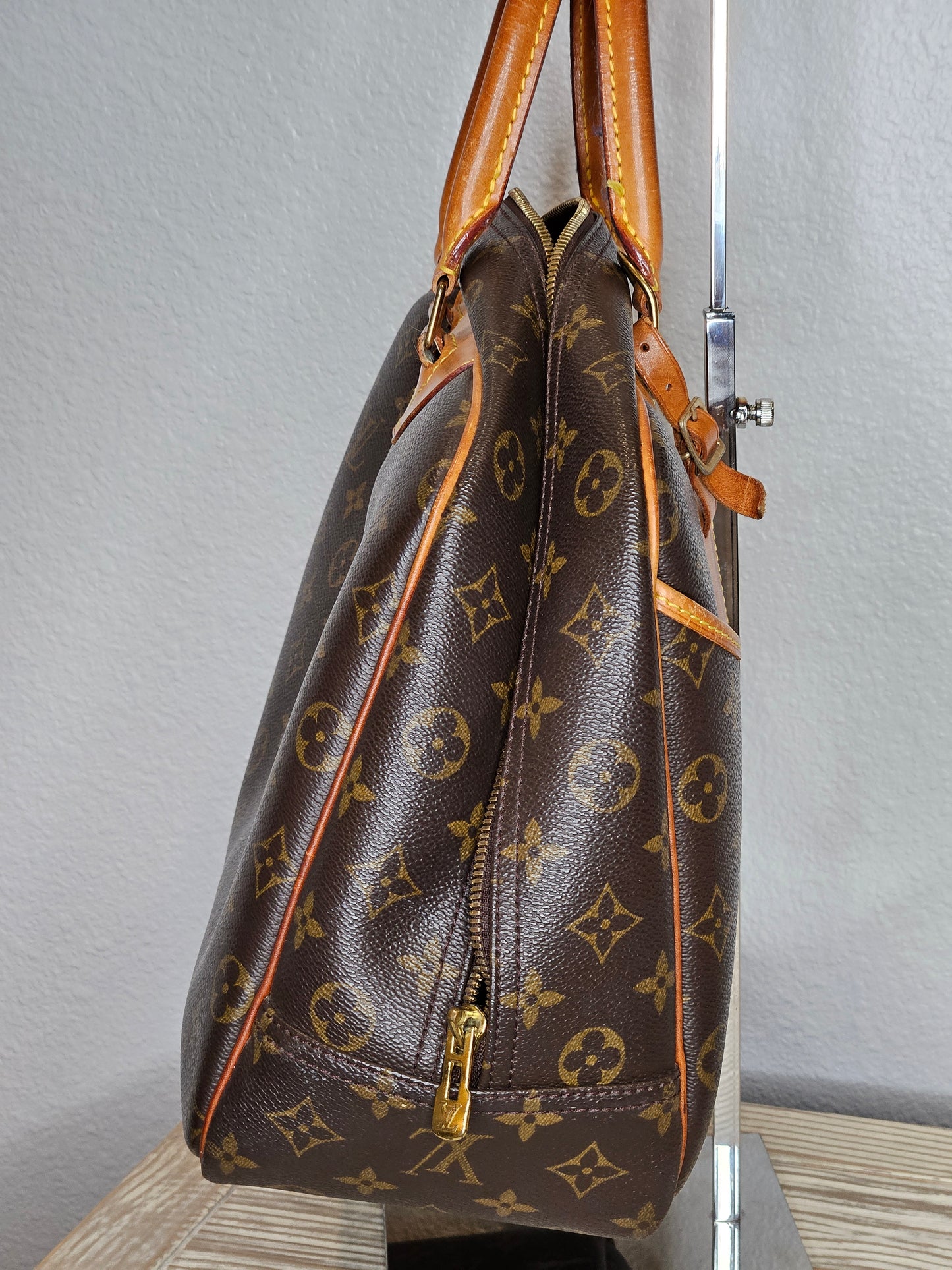 Pre-Loved Louis Vuitton Monogram Deauville *Reserved*