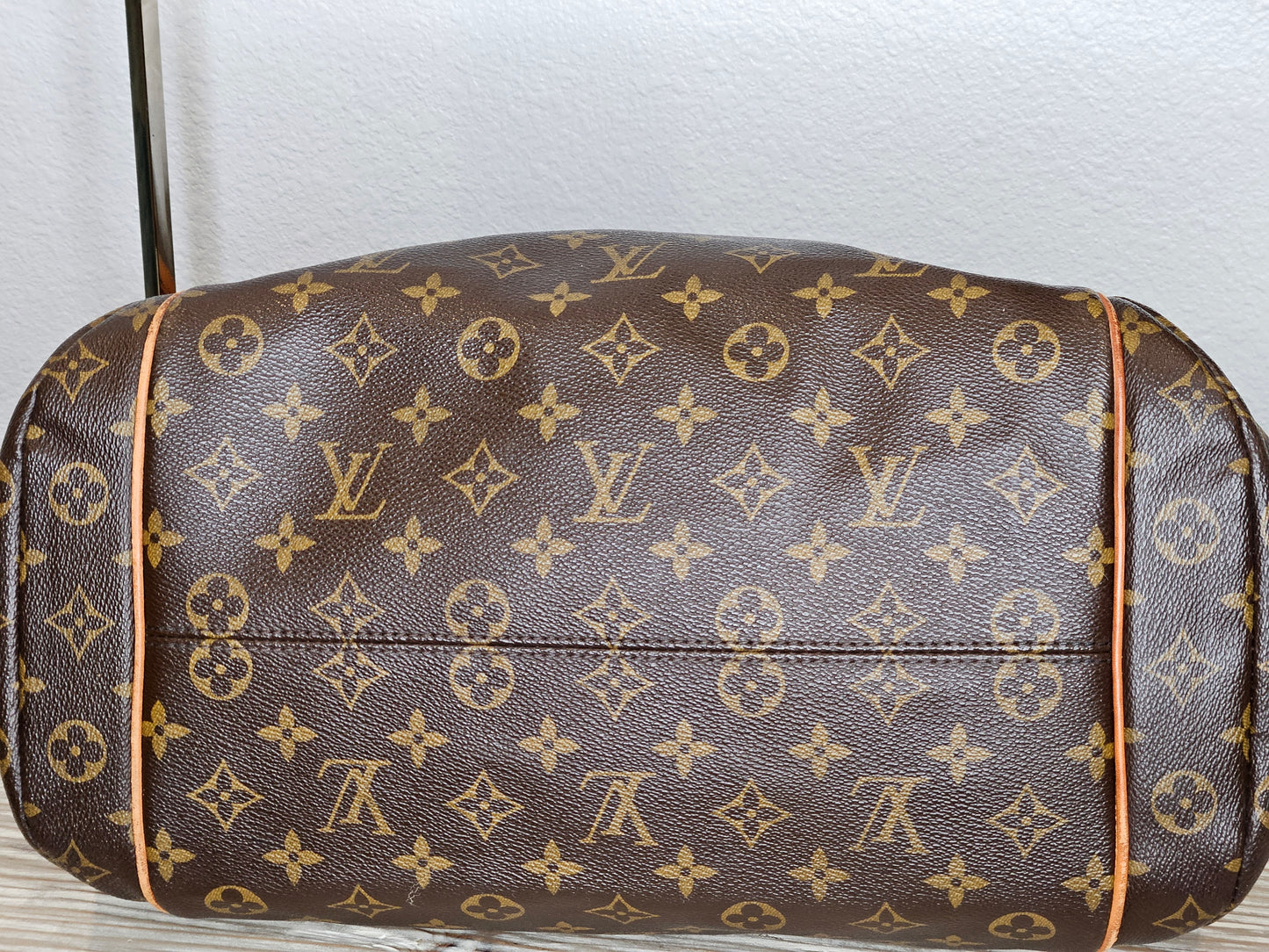 Pre-Loved Louis Vuitton Monogram Totally GM "Sold Out"