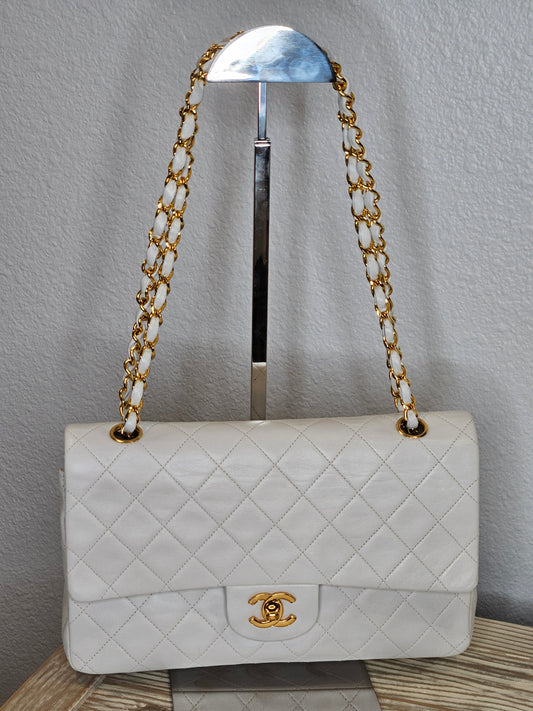 Pre-Loved Vintage Chanel Medium 25 Classic Double Lambskin