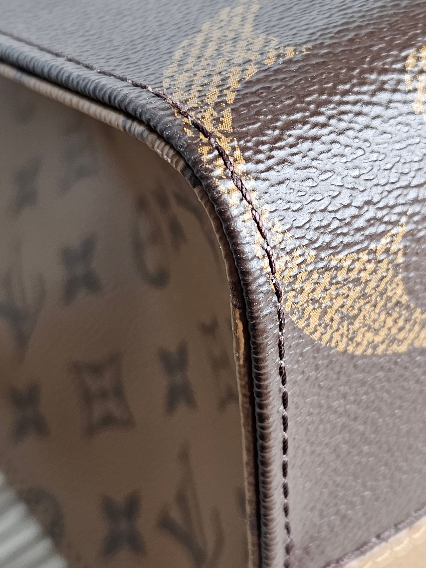 Pre-Loved Louis Vuitton Reverse Large Monogram On The Go MM "Sold Out "