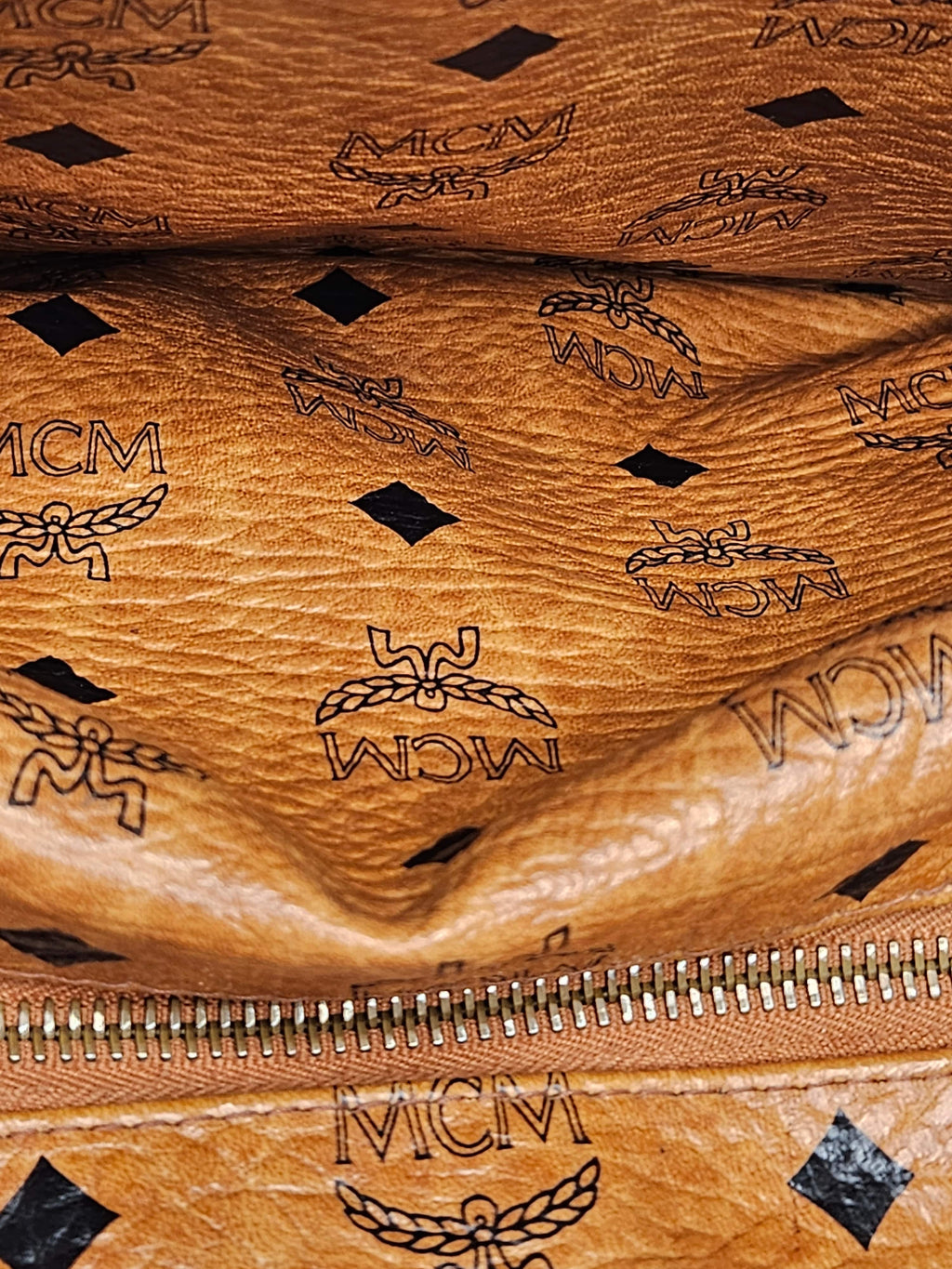 MCM Logo Printed Boston Bag – Neutral Leather | Gold Hardware | Pre-Owned