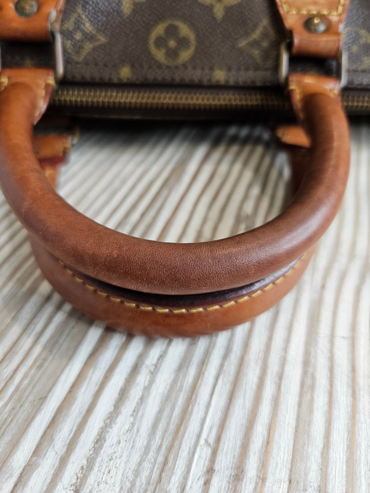 Pre-Loved Vintage Louis Vuitton Monogram Speedy 30