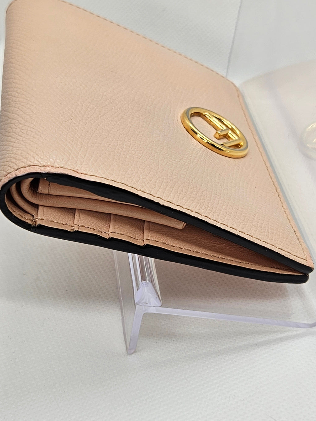 Fendi Bi-Fold Wallet – Light Pink Calf Leather | Gold Hardware | Pre-Owned