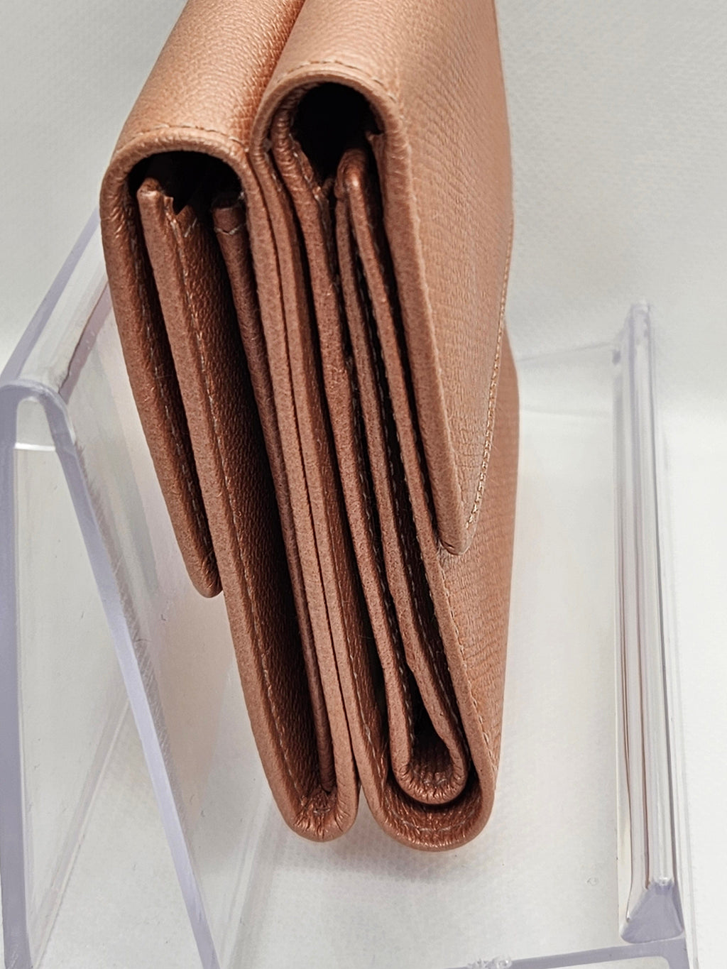 Chanel Tri-Fold Wallet – Peach Shimmer Leather | Pre-Owned