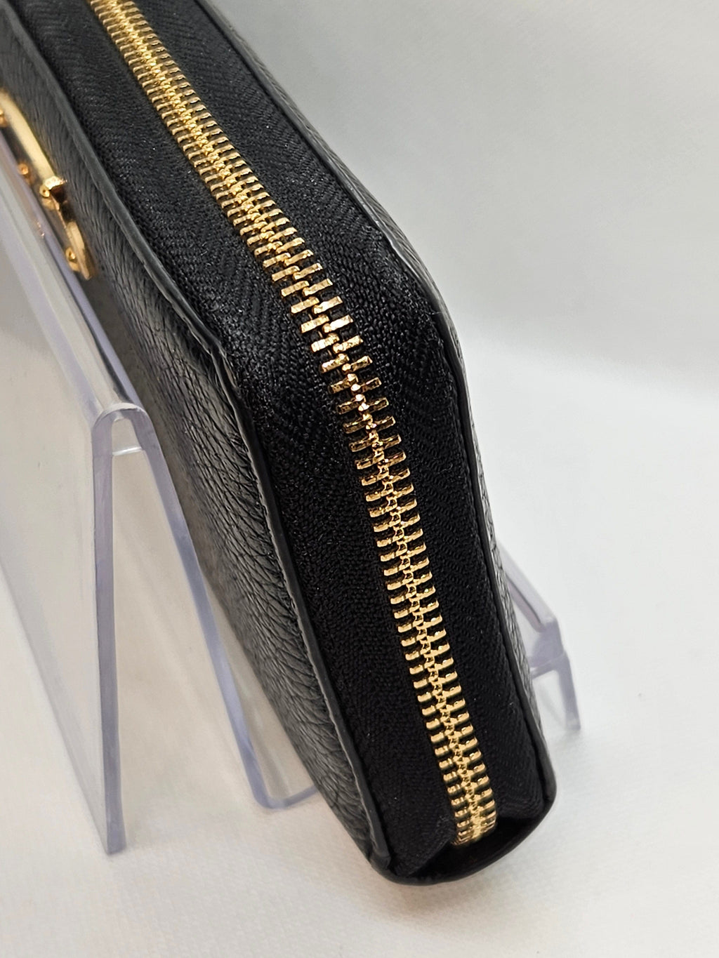 Michael Kors Jet Set Continental Zip Wallet – Wristlet Style | Pre-Owned