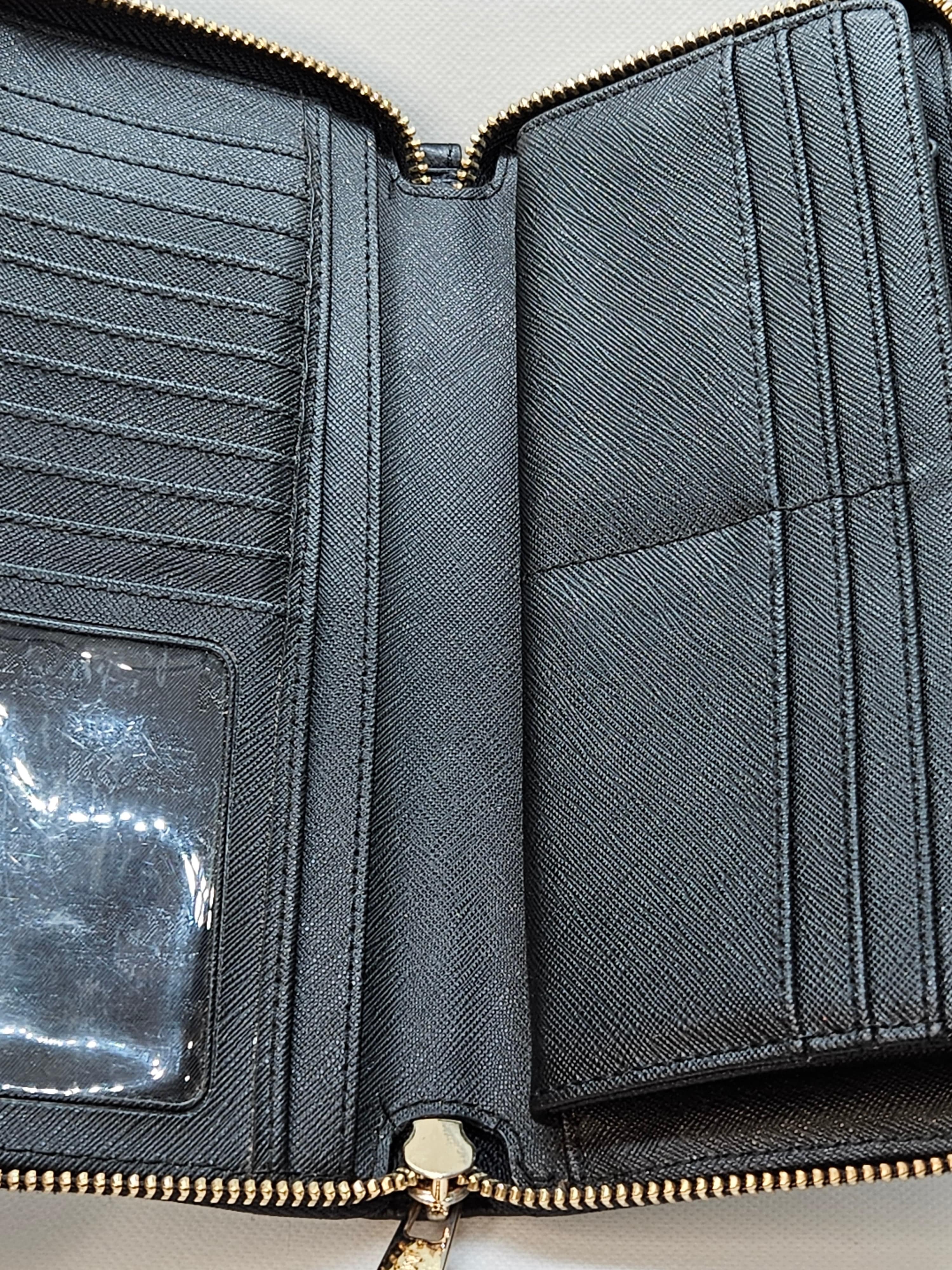 Michael Kors Jet Set Continental Zip Wallet – Wristlet Style | Pre-Owned
