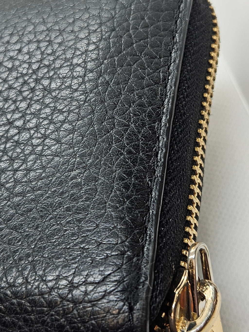 Michael Kors Jet Set Continental Zip Wallet – Wristlet Style | Pre-Owned