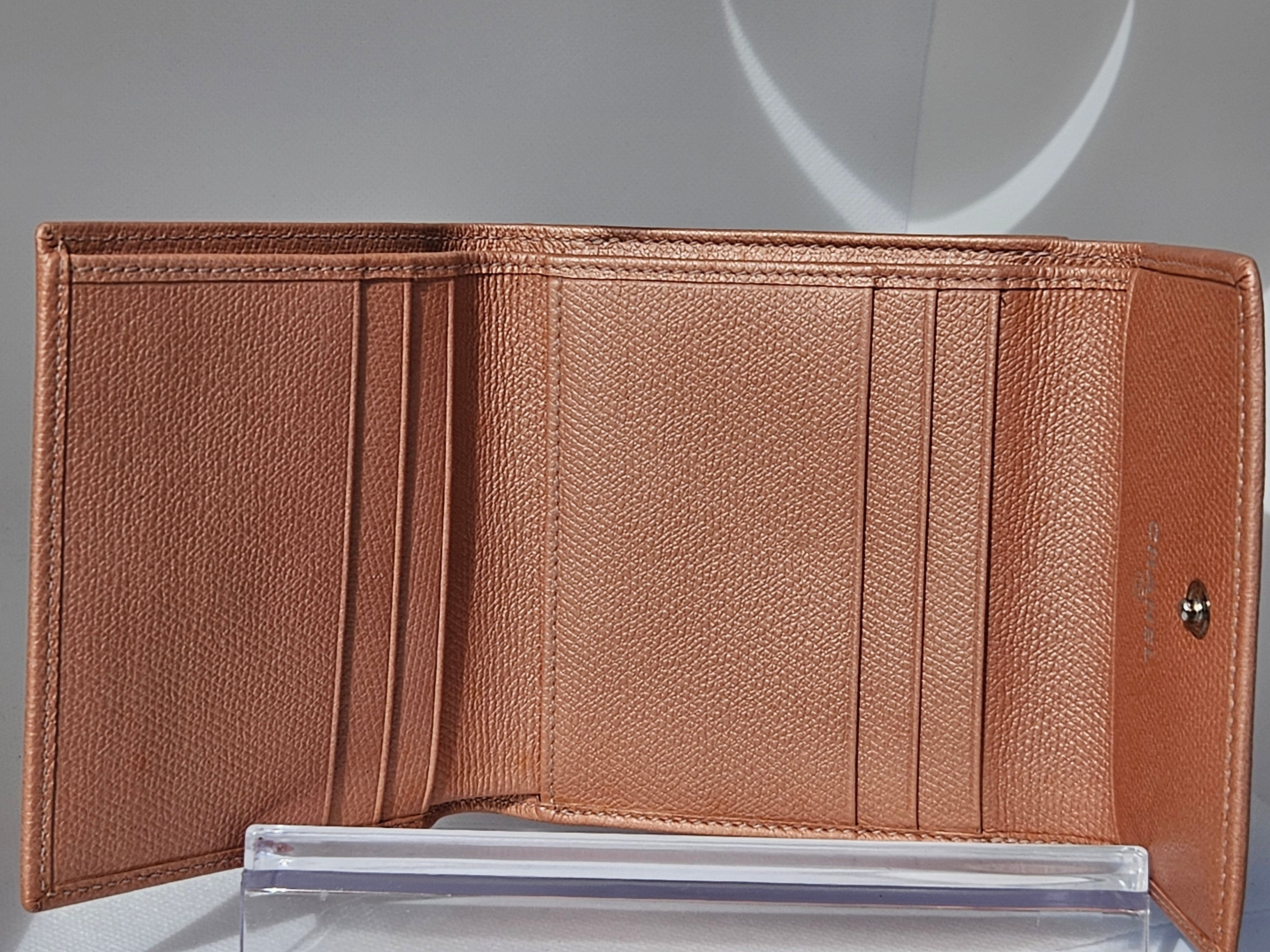 Chanel Tri-Fold Wallet – Peach Shimmer Leather | Pre-Owned