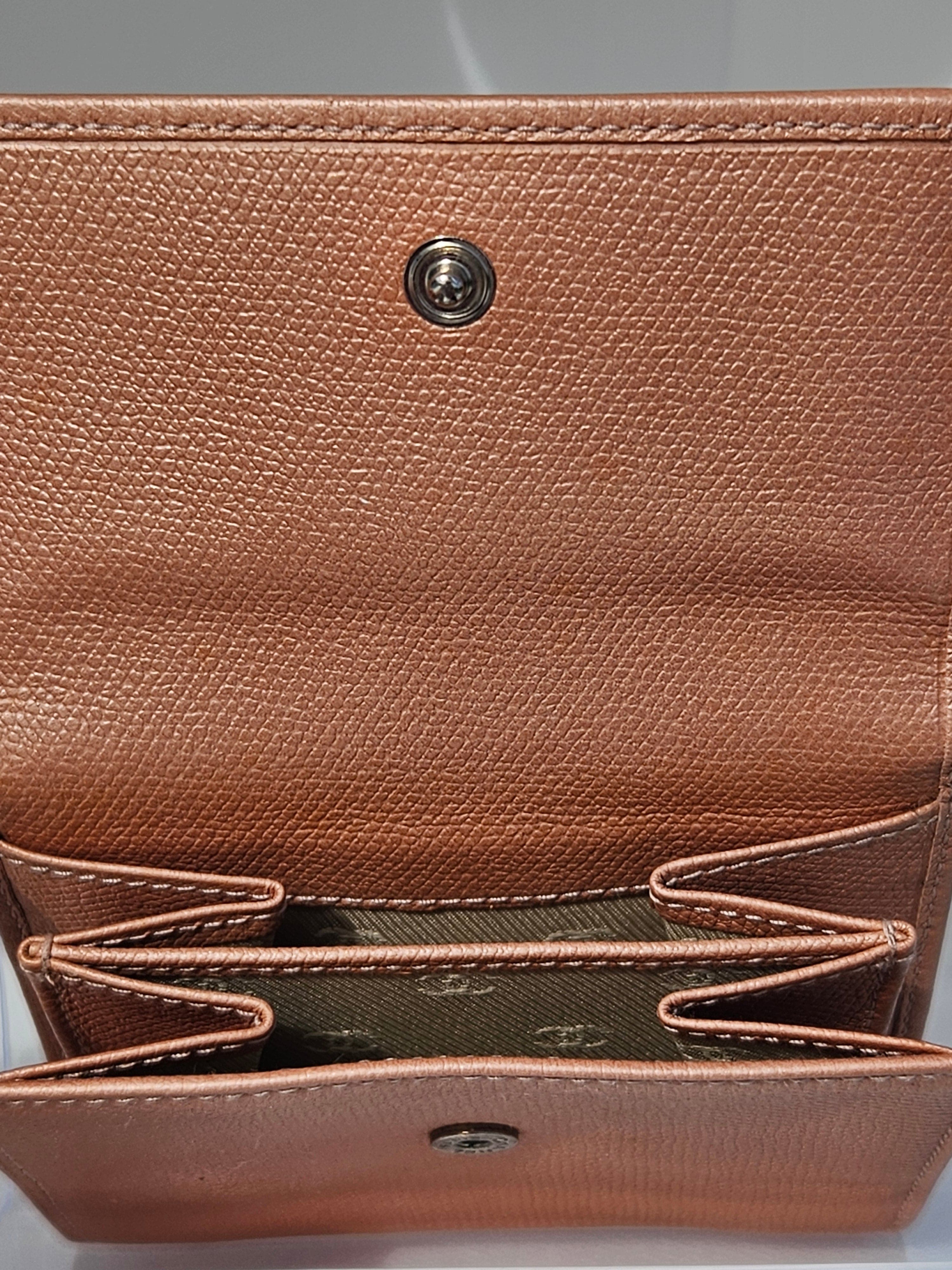 Chanel Tri-Fold Wallet – Peach Shimmer Leather | Pre-Owned
