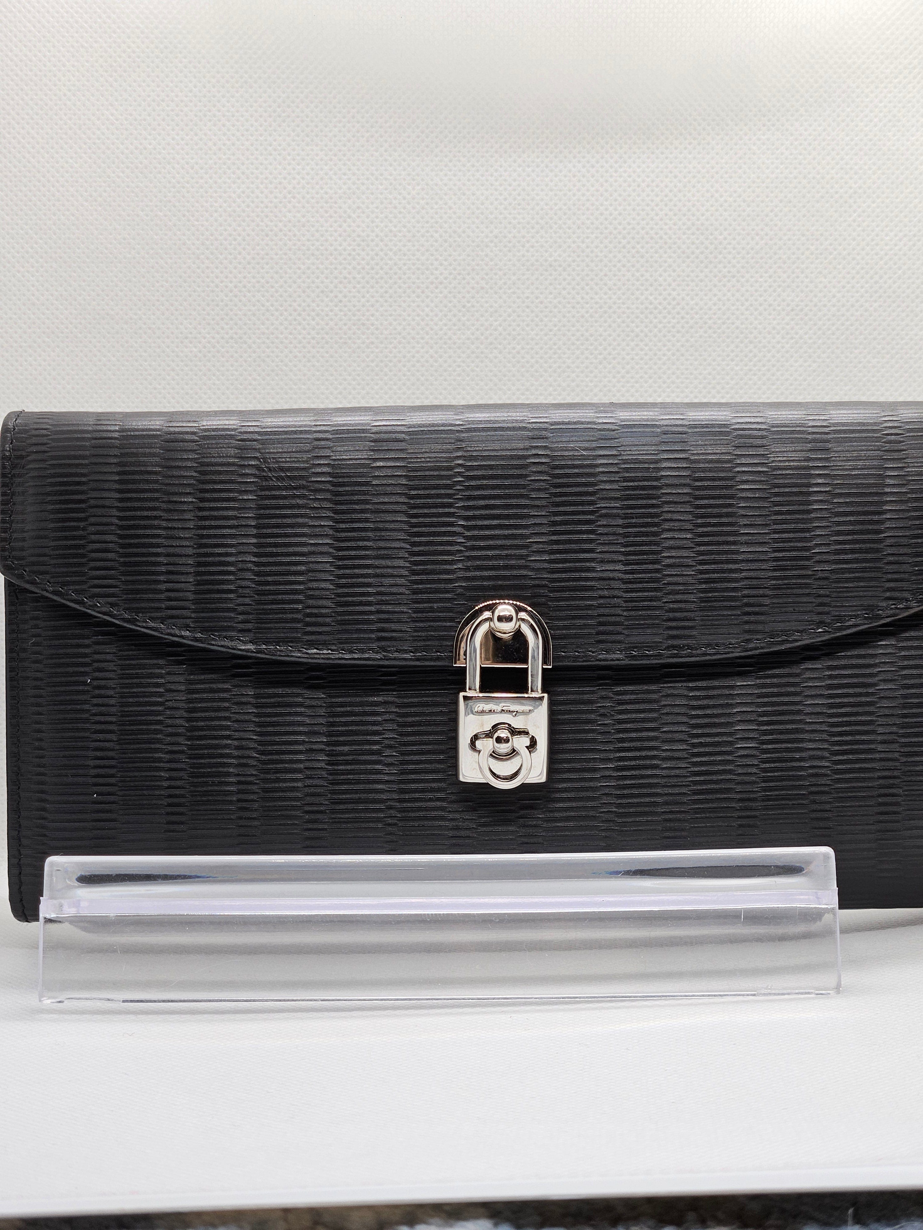 Salvatore Ferragamo Gancini Leather Wallet Wristlet – Embossed Padlock | Pre-Owned