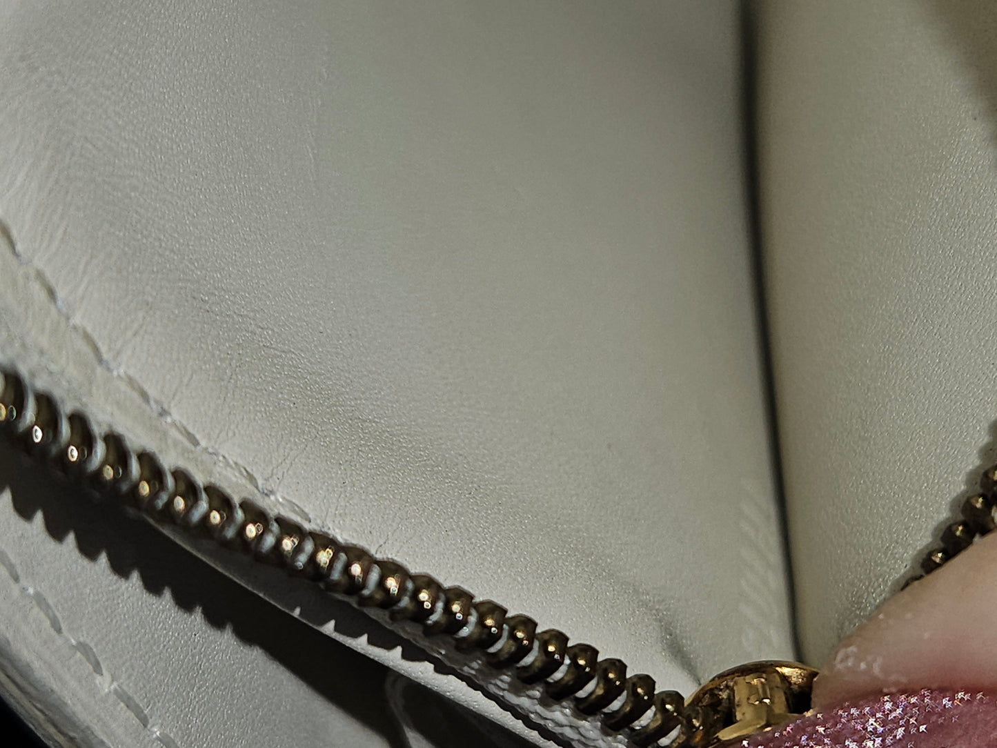 Pre-Loved Louis Vuitton Monogram Vernis Sarah Wallet