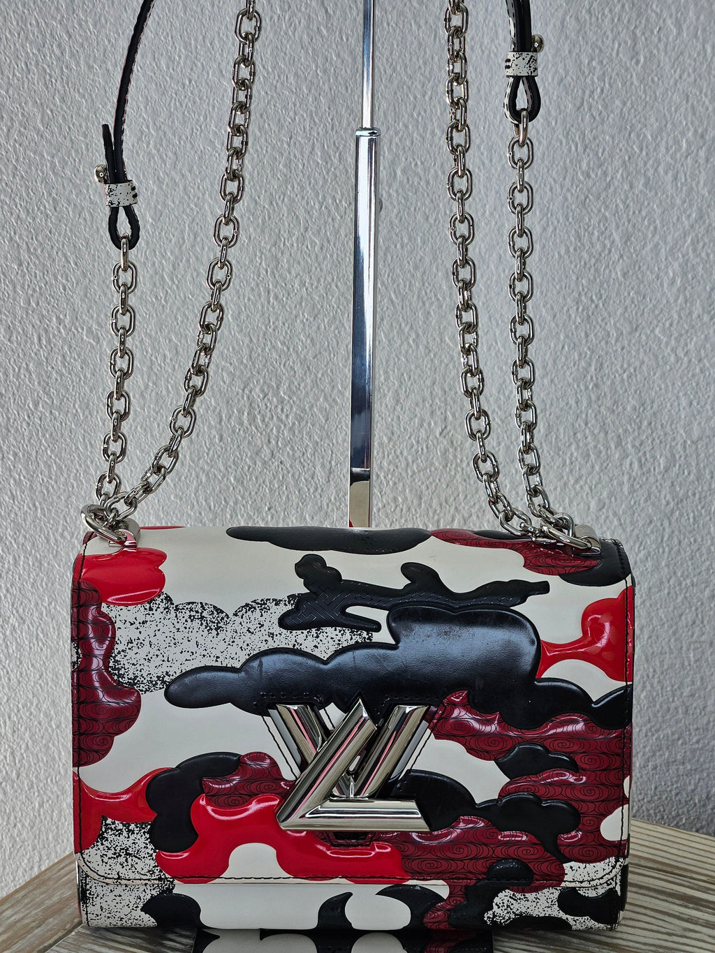 Louis Vuitton Patchwork Waves Twist MM red and black epi leather