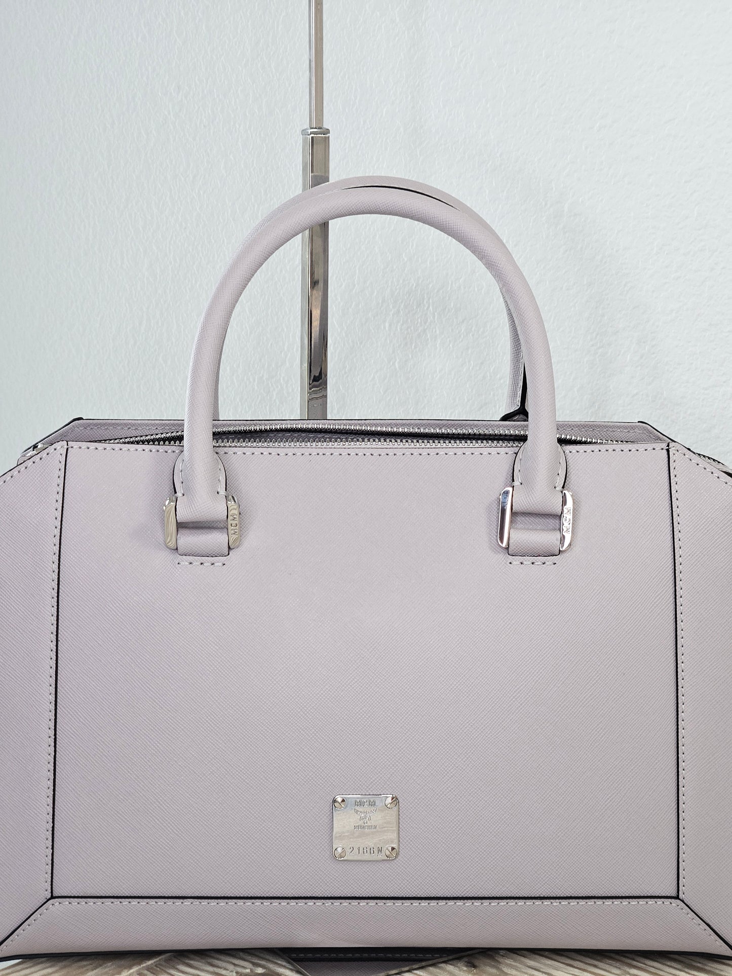 Pre-Loved MCM Nuovo Tote Medium Gull Gray