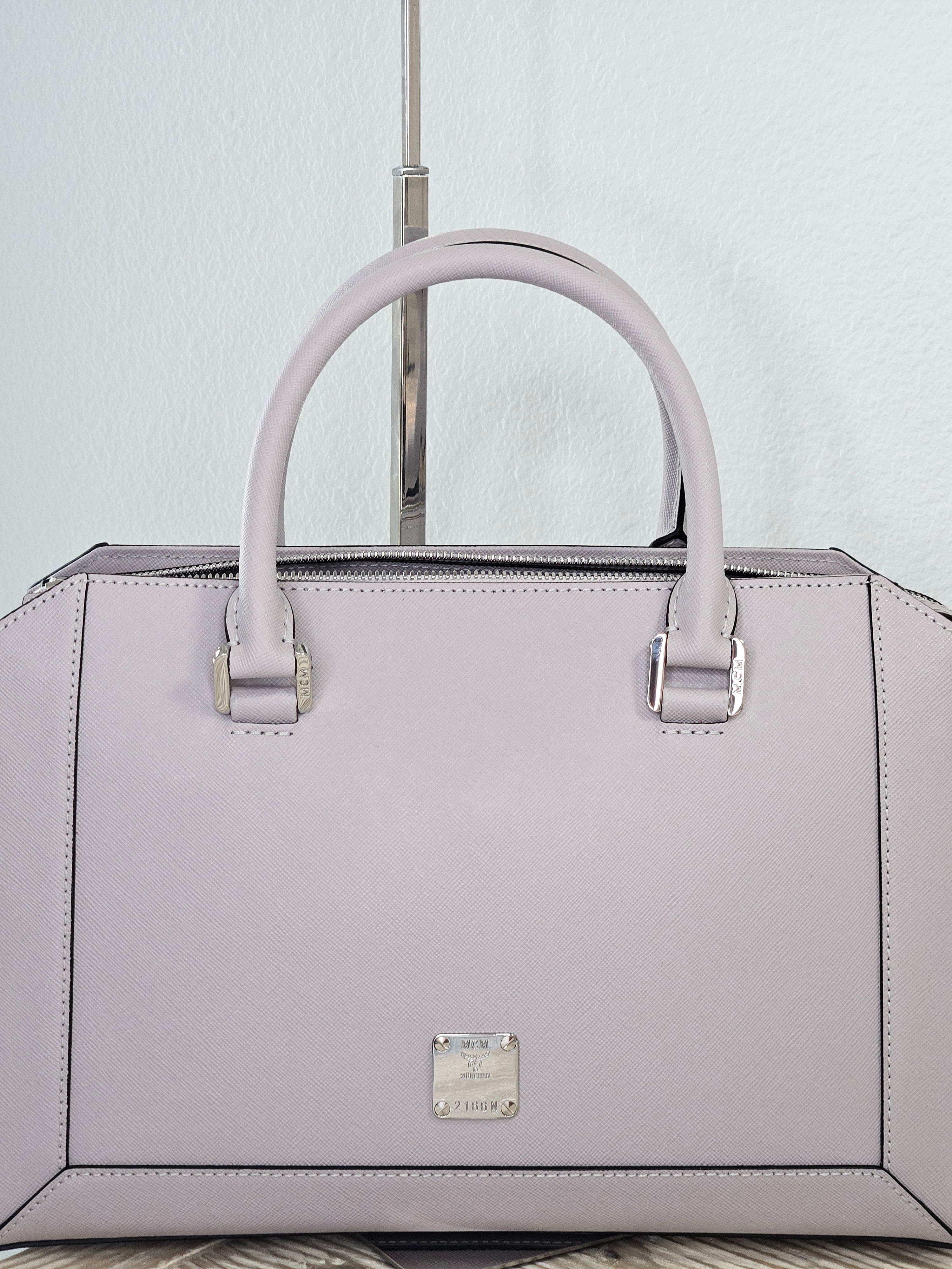 MCM Nuovo Tote Medium Gull Gray -Pre-Owned