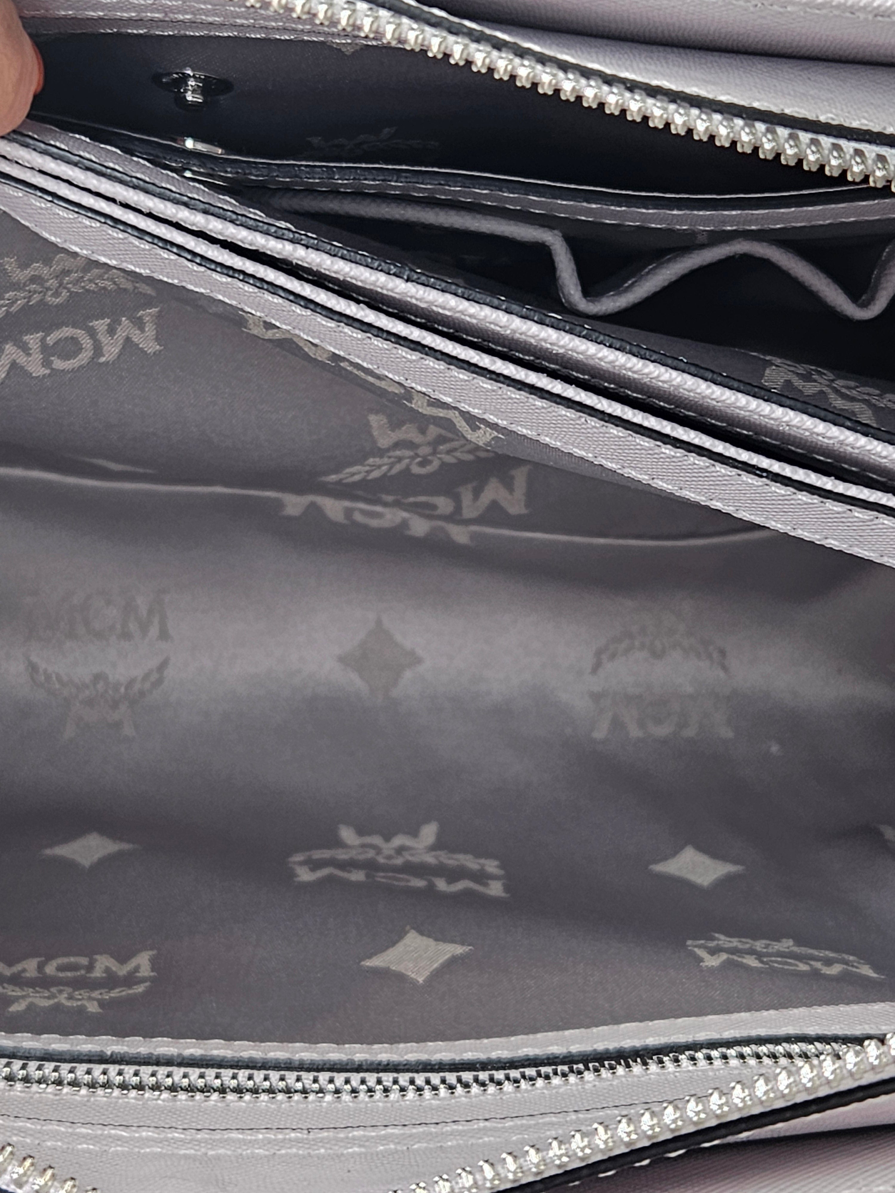 MCM Nuovo Tote Medium Gull Gray -Pre-Owned