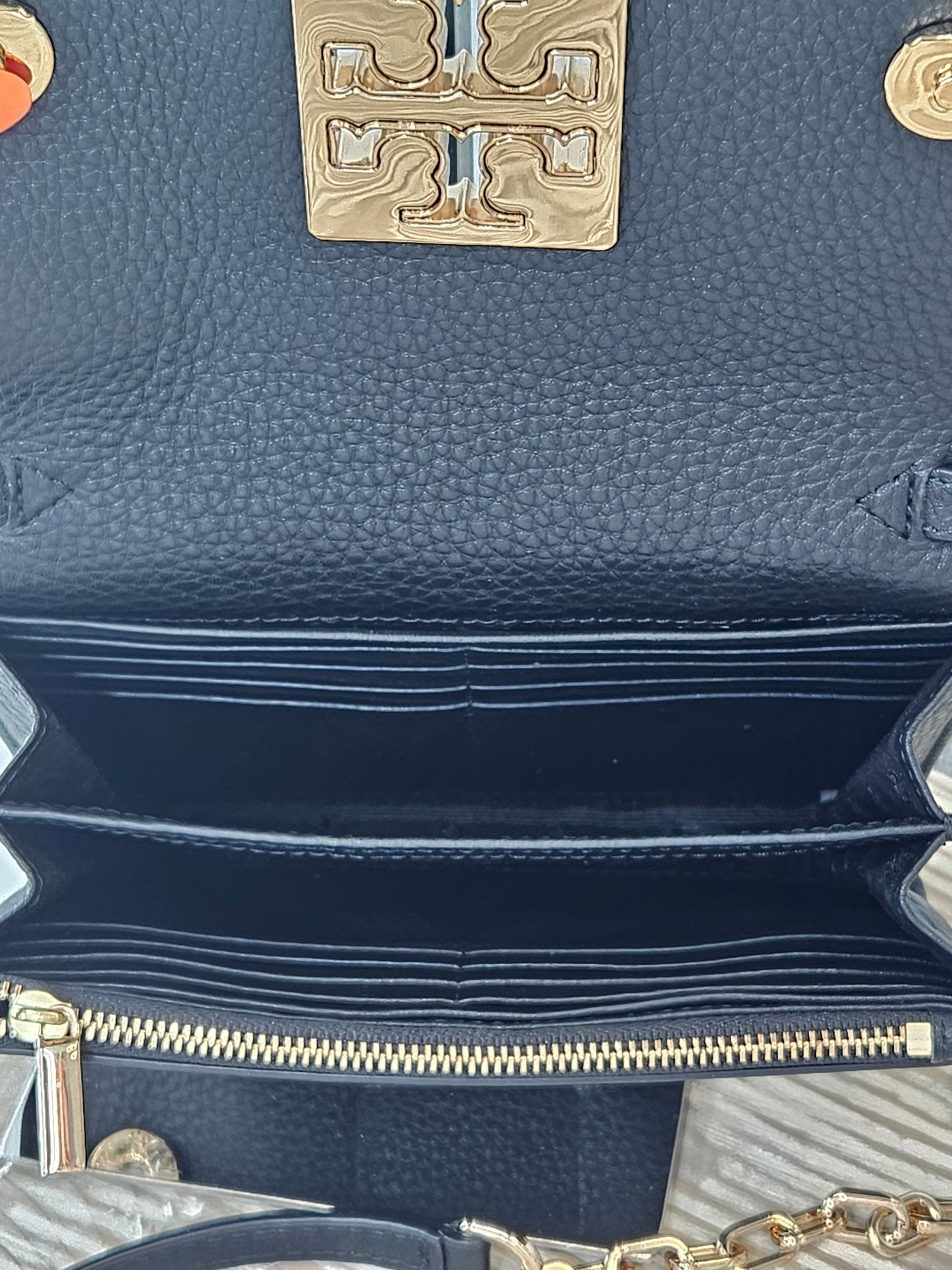 Pre-Loved Tory Burch Britten Chain Wallet Black