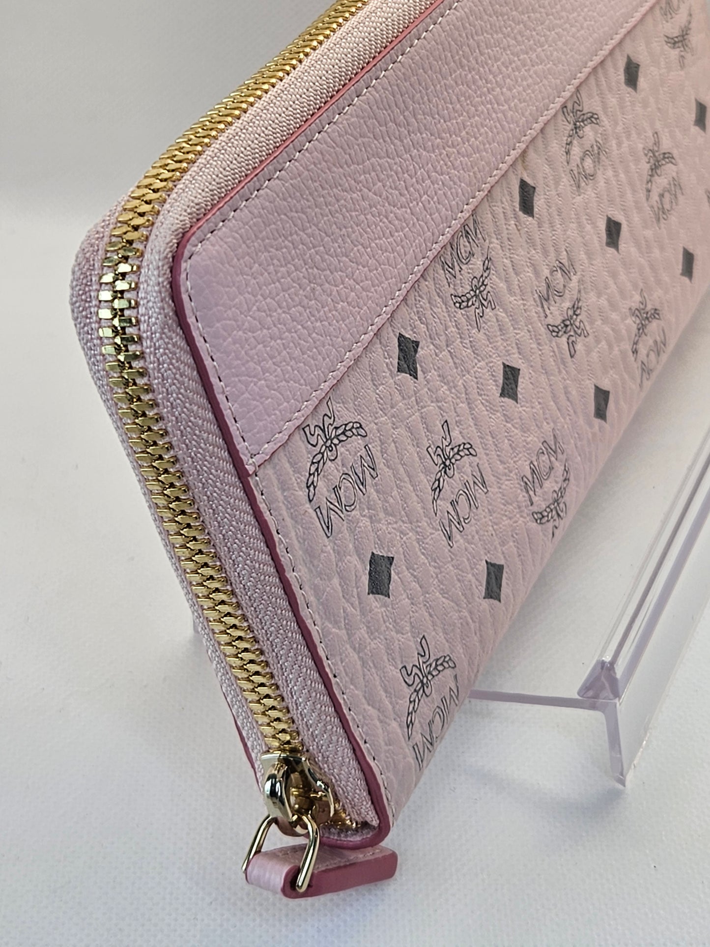 Pre-Loved MCM Visetos Large Zip Around Wallet Powder Pink