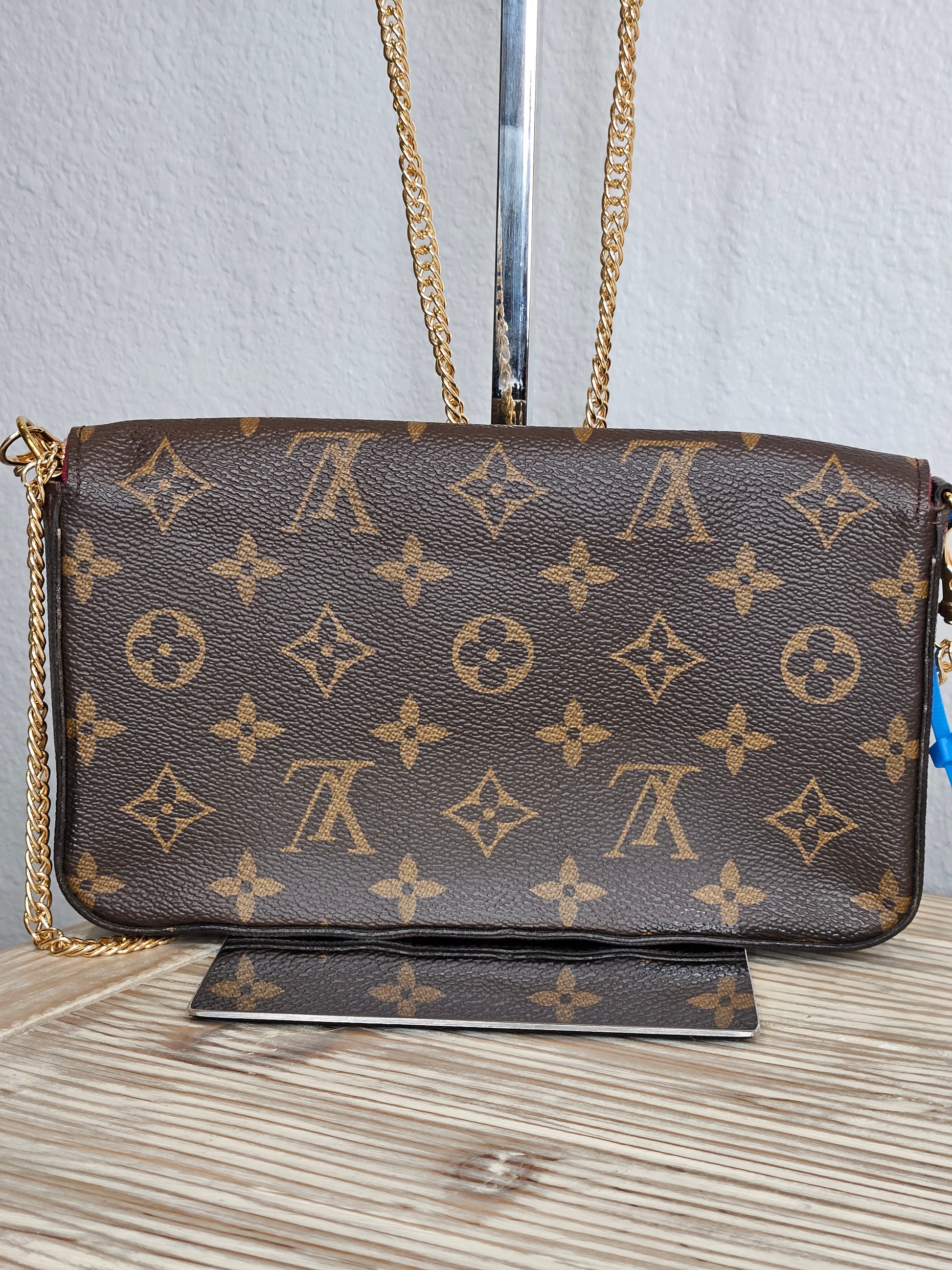 back Louis Vuitton brown canvas Monogram Pochette Felicie Chain Wallet Fuschia
