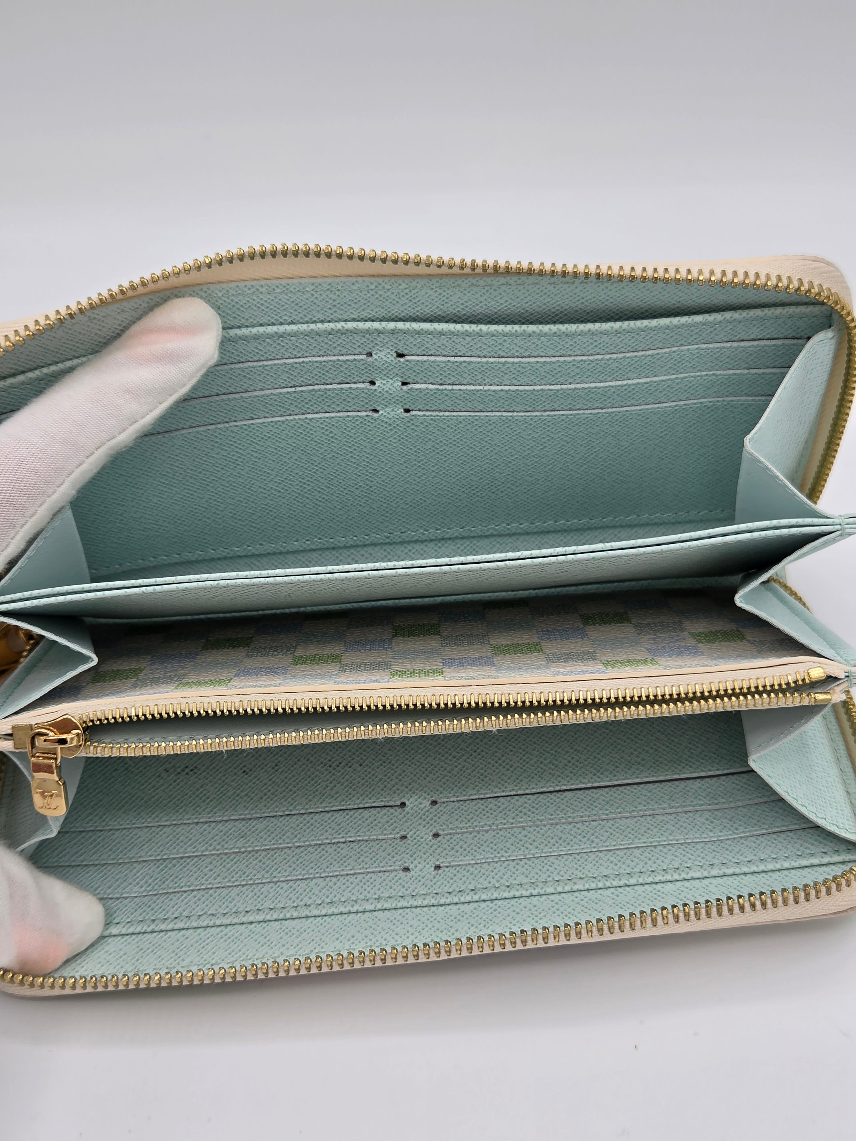 Louis Vuitton Damierlicious Zippy Wallet – Pistachio Green | Pre-Owned