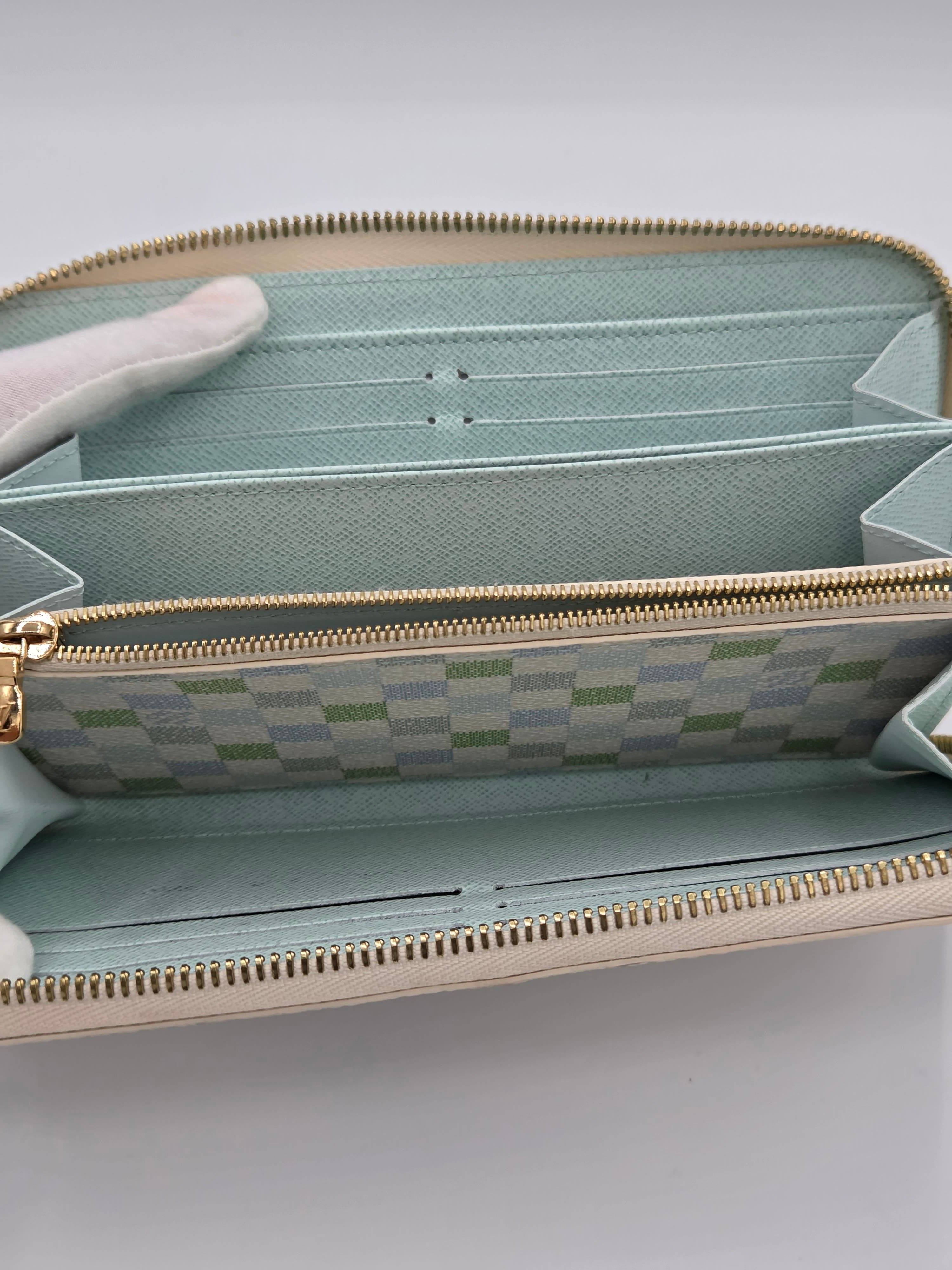 Louis Vuitton Damierlicious Zippy Wallet – Pistachio Green | Pre-Owned