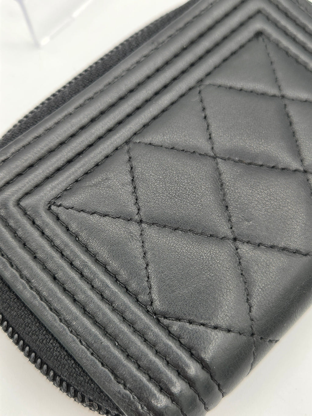 Chanel Boy Zip Around Coin Purse Wallet – Black Quilted Lambskin | Pre-Owned