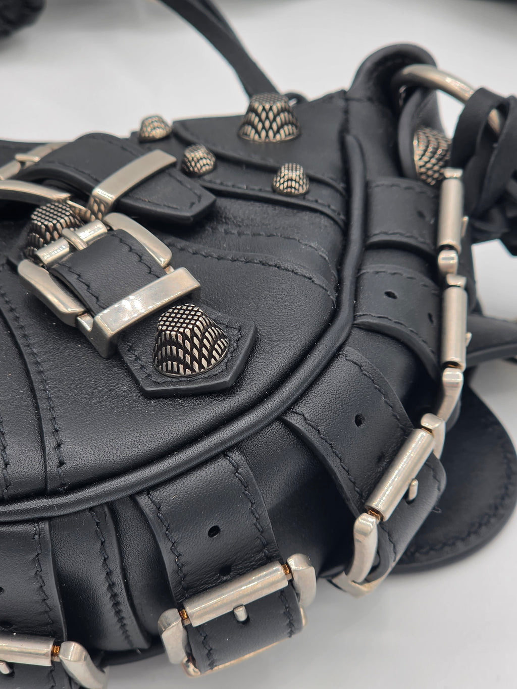 Balenciaga Le Cagole XS Shoulder Bag – Buckle Detail | Black Calfskin | Pre-Owned