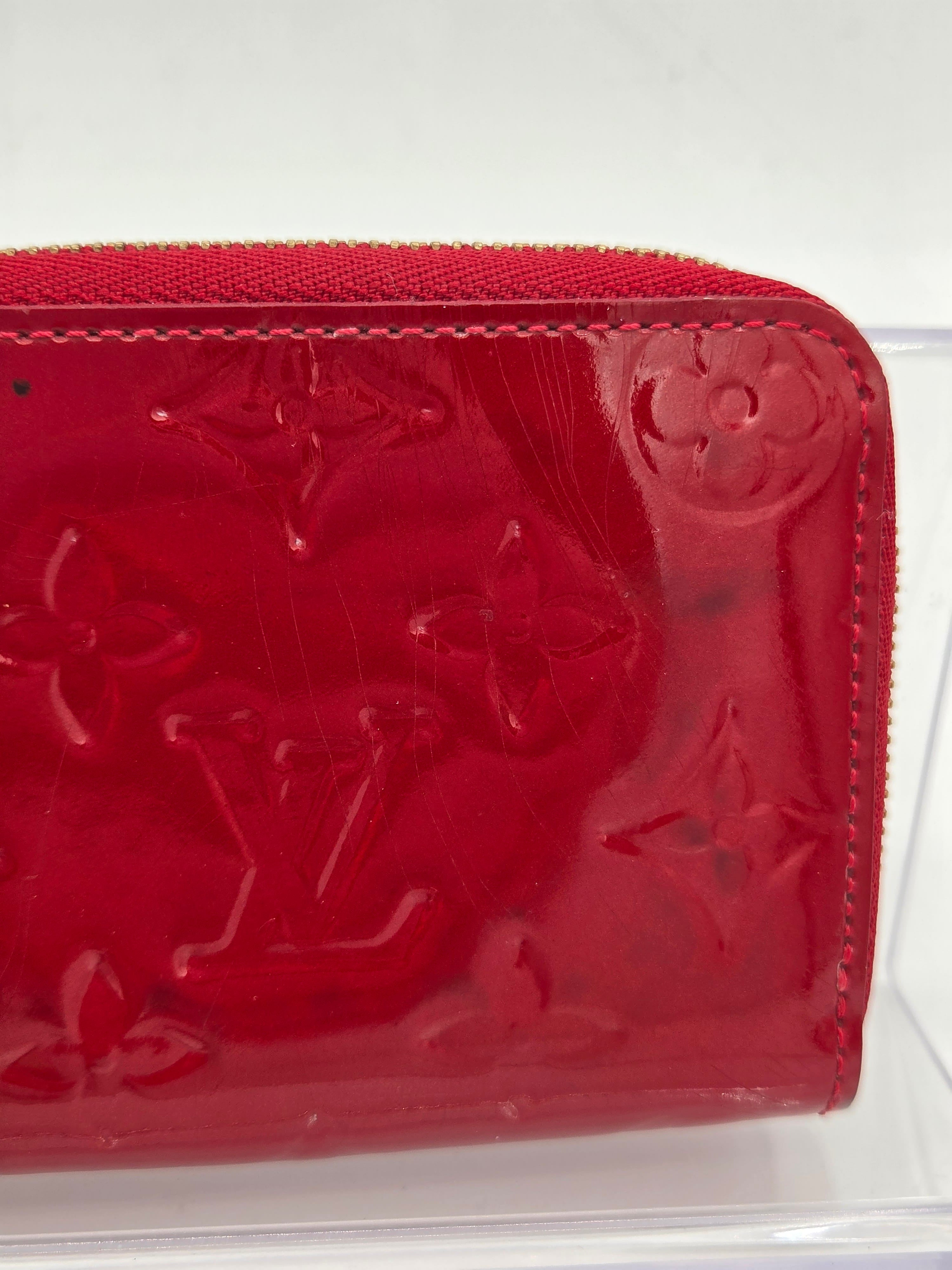 Louis Vuitton Zippy Coin Purse – Vernis Pomme D’Amour Red | Compact Wallet | Pre-Owned