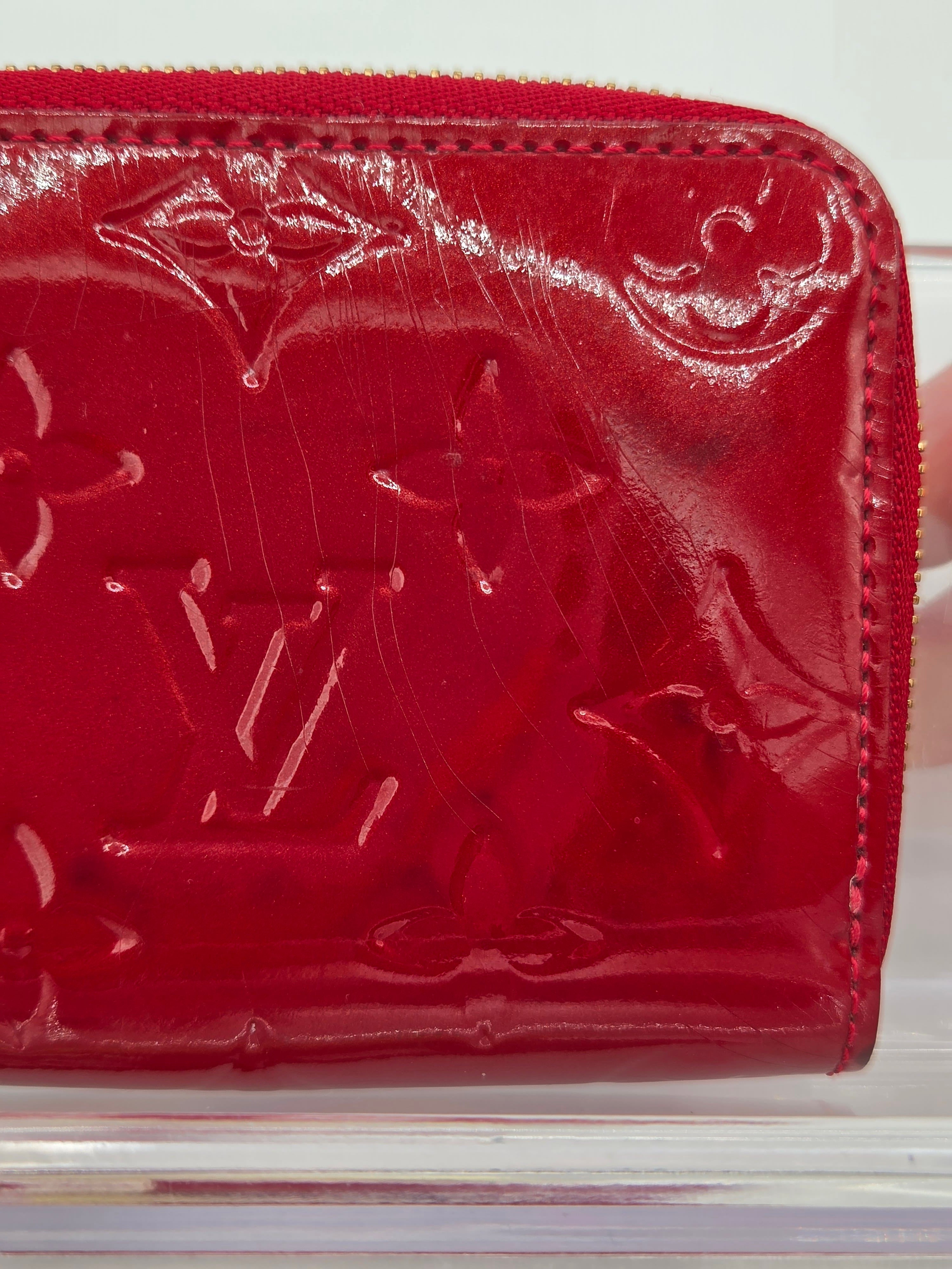Louis Vuitton Zippy Coin Purse – Vernis Pomme D’Amour Red | Compact Wallet | Pre-Owned