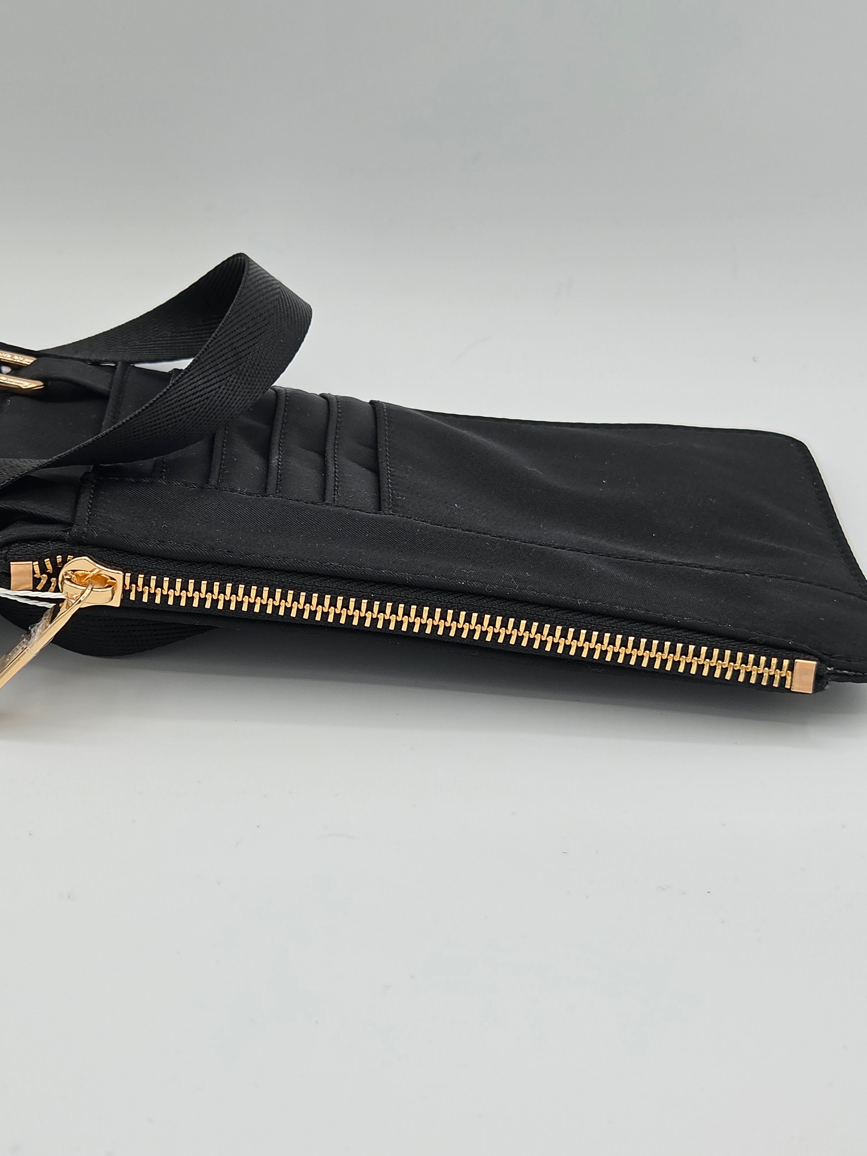 Nyla Nylon Phone Bag – Crossbody Wallet & Phone Holder | Boutique | New