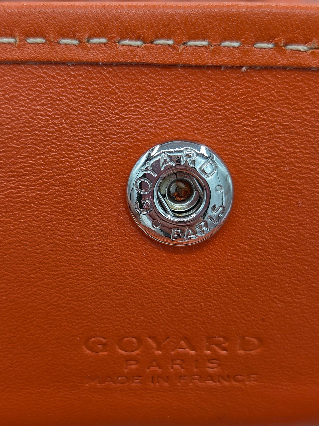 close up of hardware 