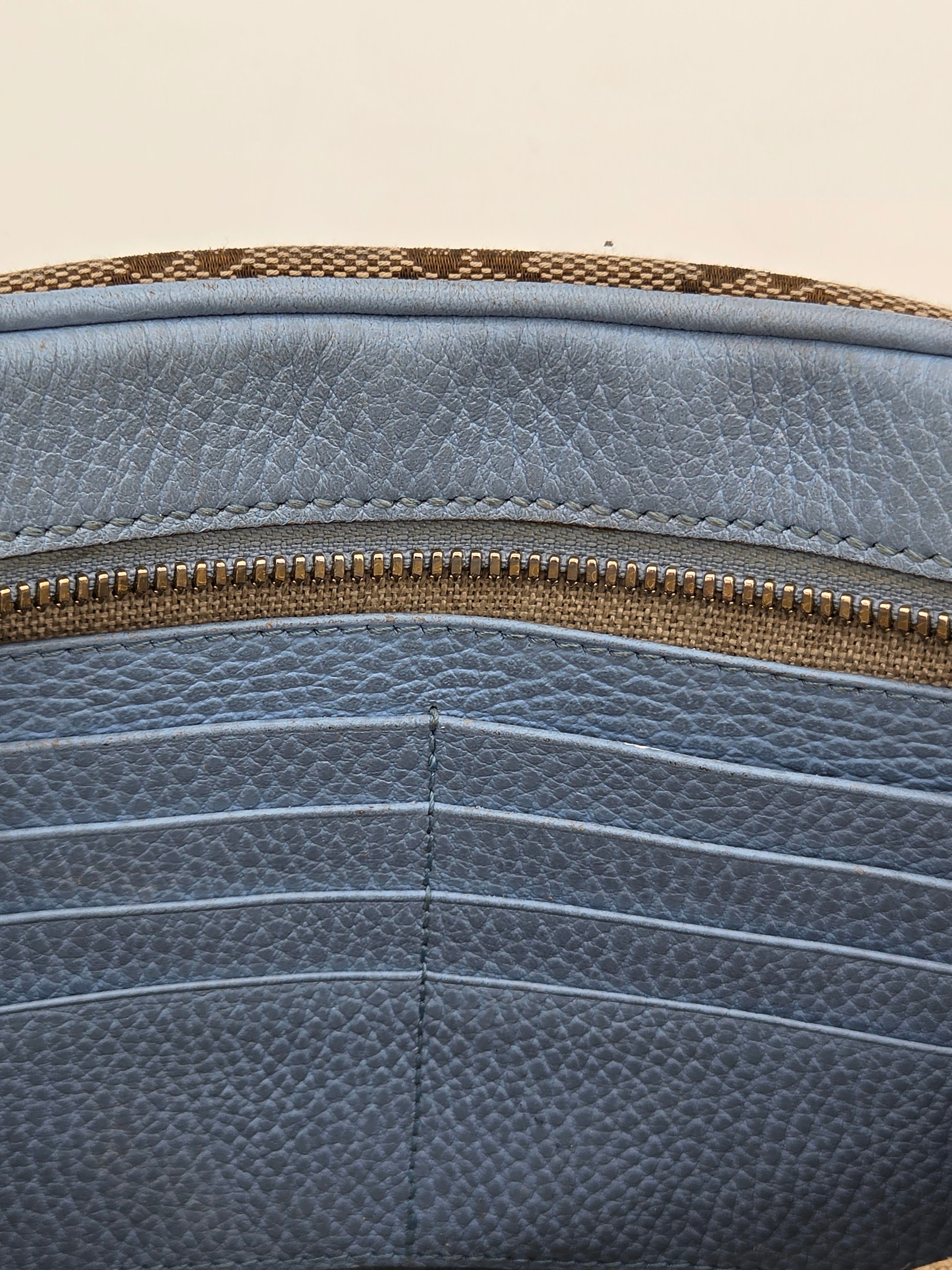 Gucci GG Canvas Disco Messenger Bag – Beige/Ebony GG Canvas & Light Blue Leather | Gold Hardware | Authenticated | Pre-Owned