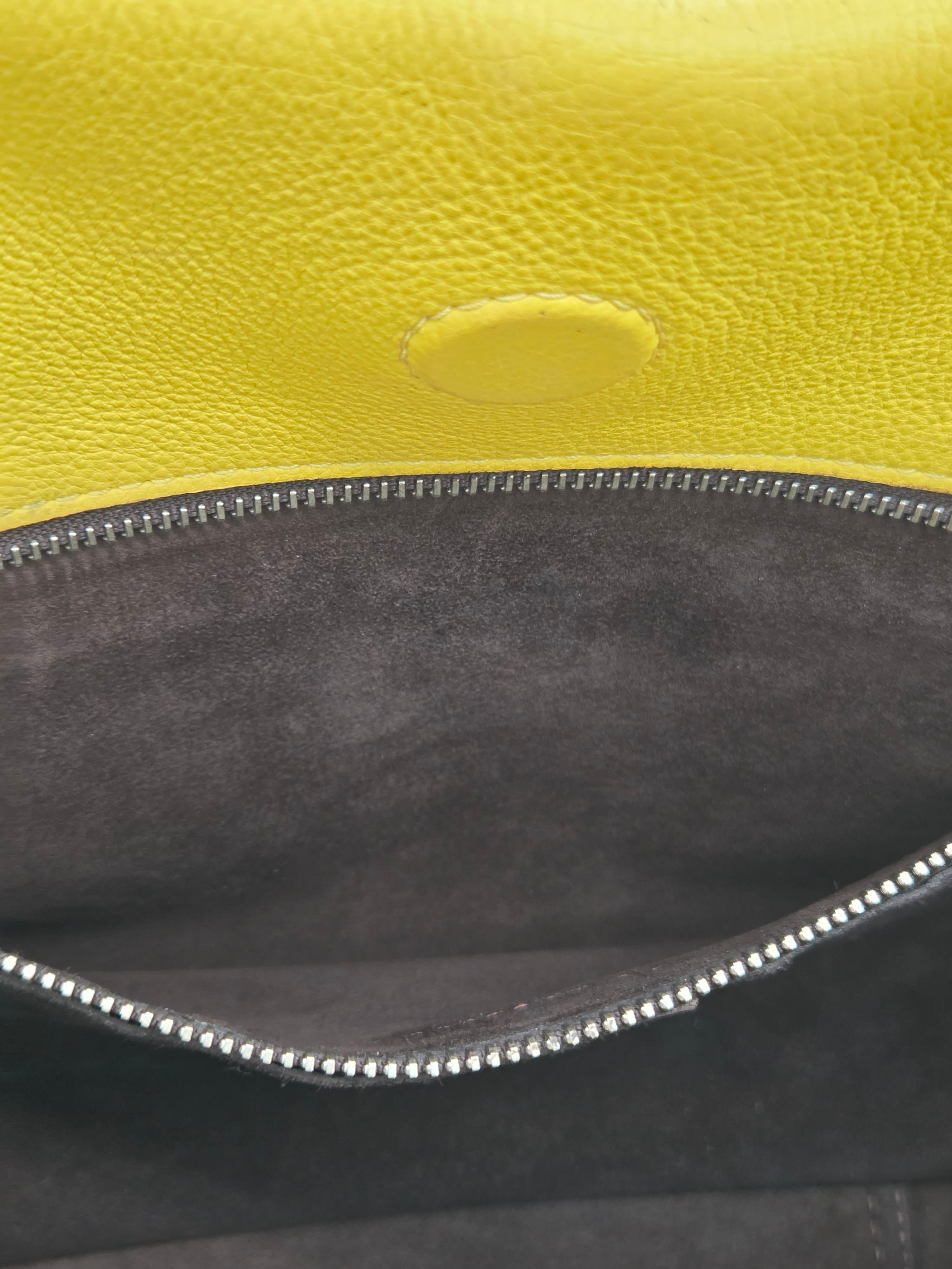 Louis Vuitton Veau Cachemire Tote W PM – Pistache | Grained Calfskin Leather | 2014 | Authenticated | Pre-Owned