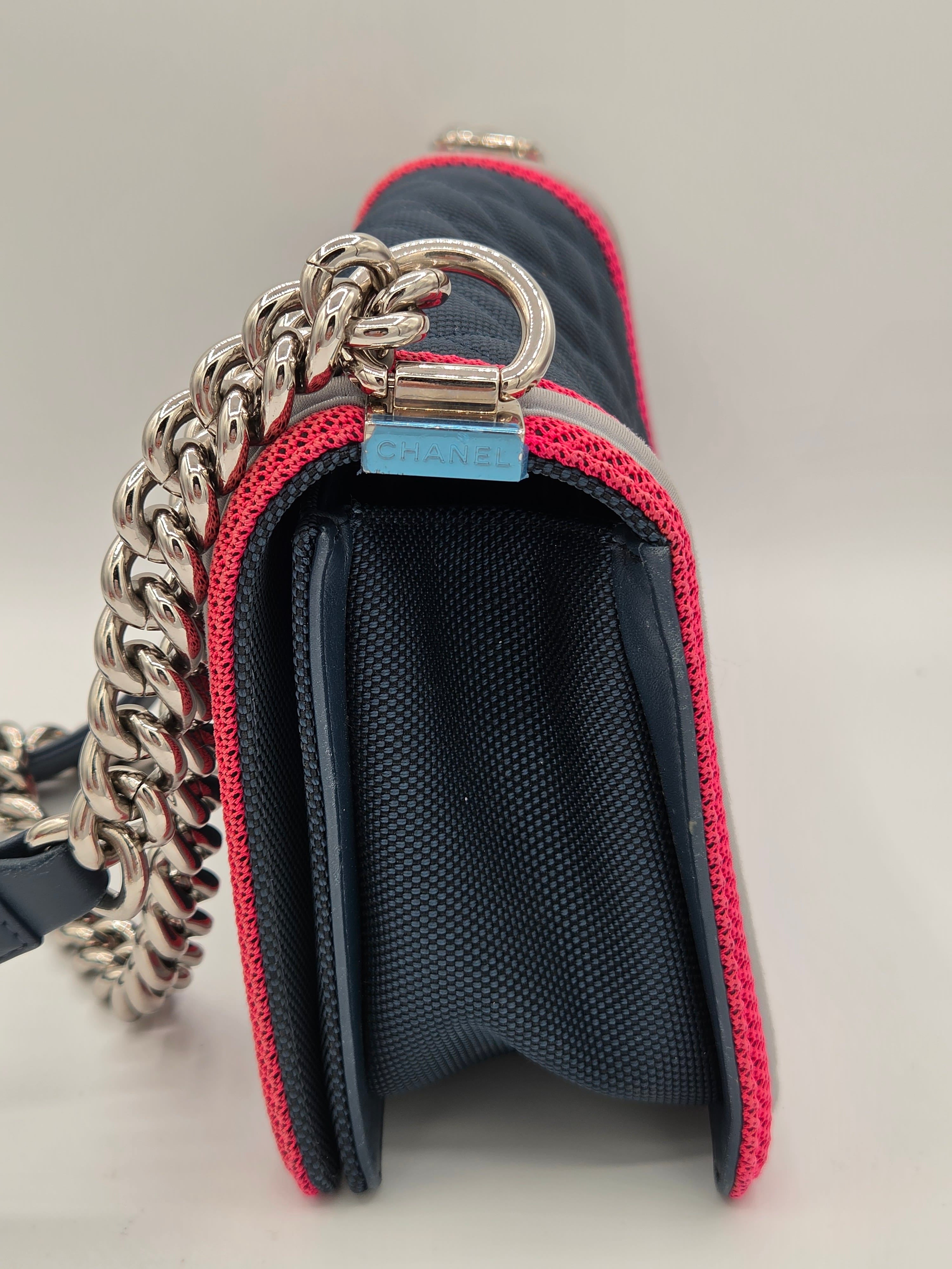 side view of bag