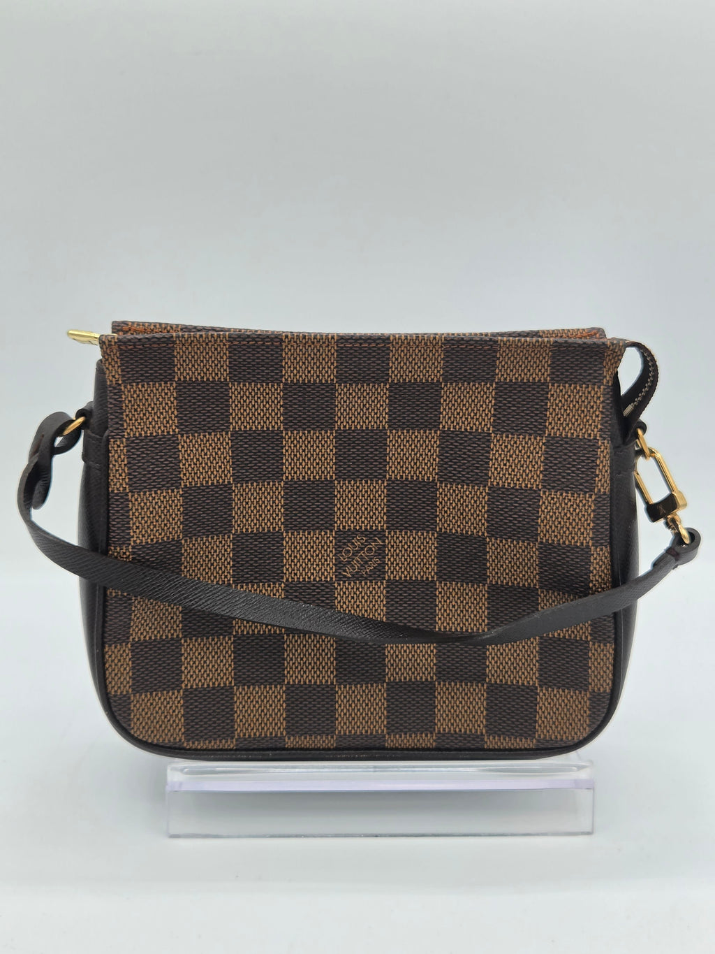 brown front view of handbag