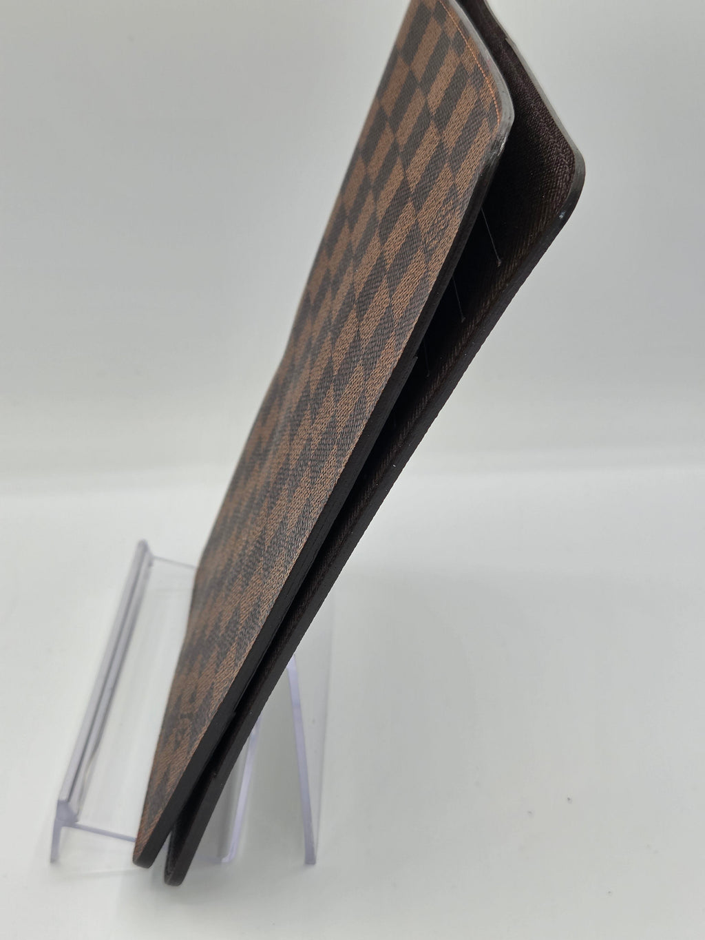 side view of agenda