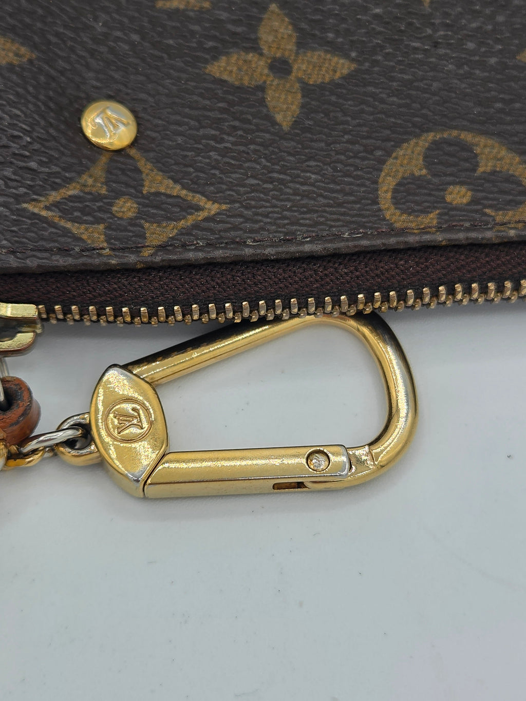 key clip close up