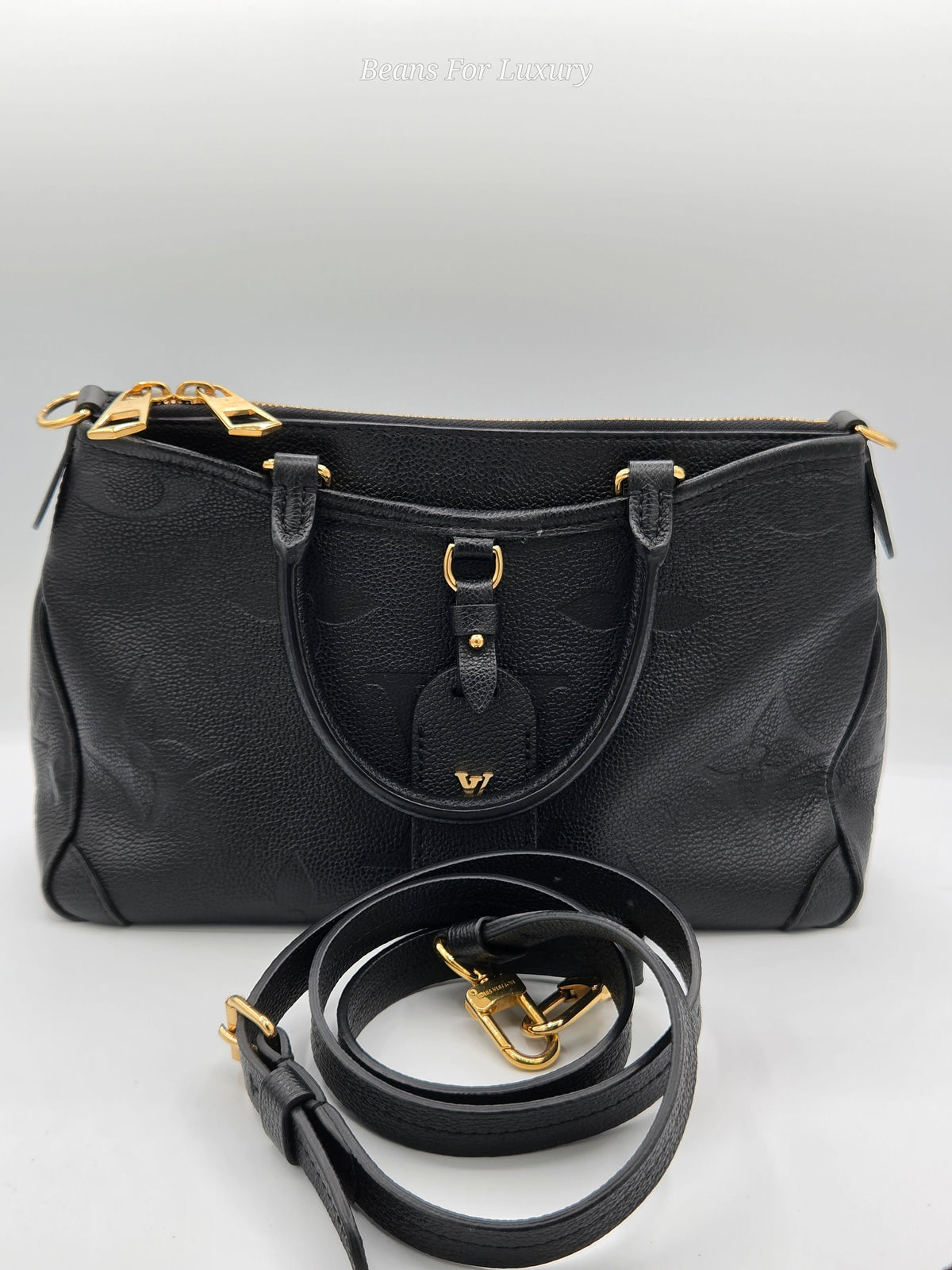black handbag