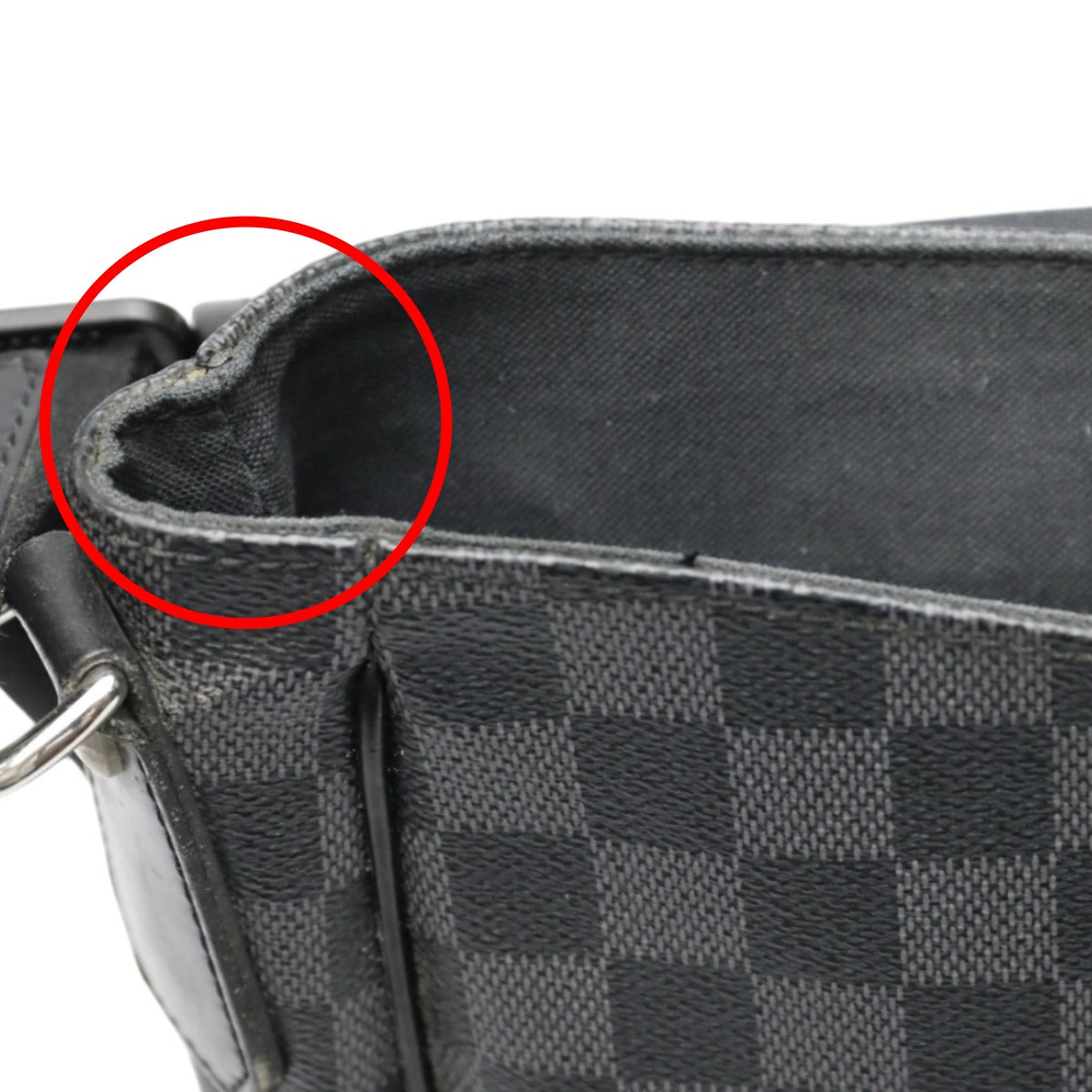 top edge Louis Vuitton Damier Graphite Daniel GM