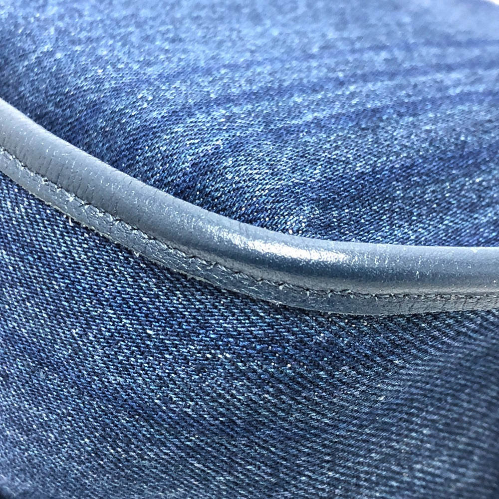 Close-up of blue jeans with a zipper