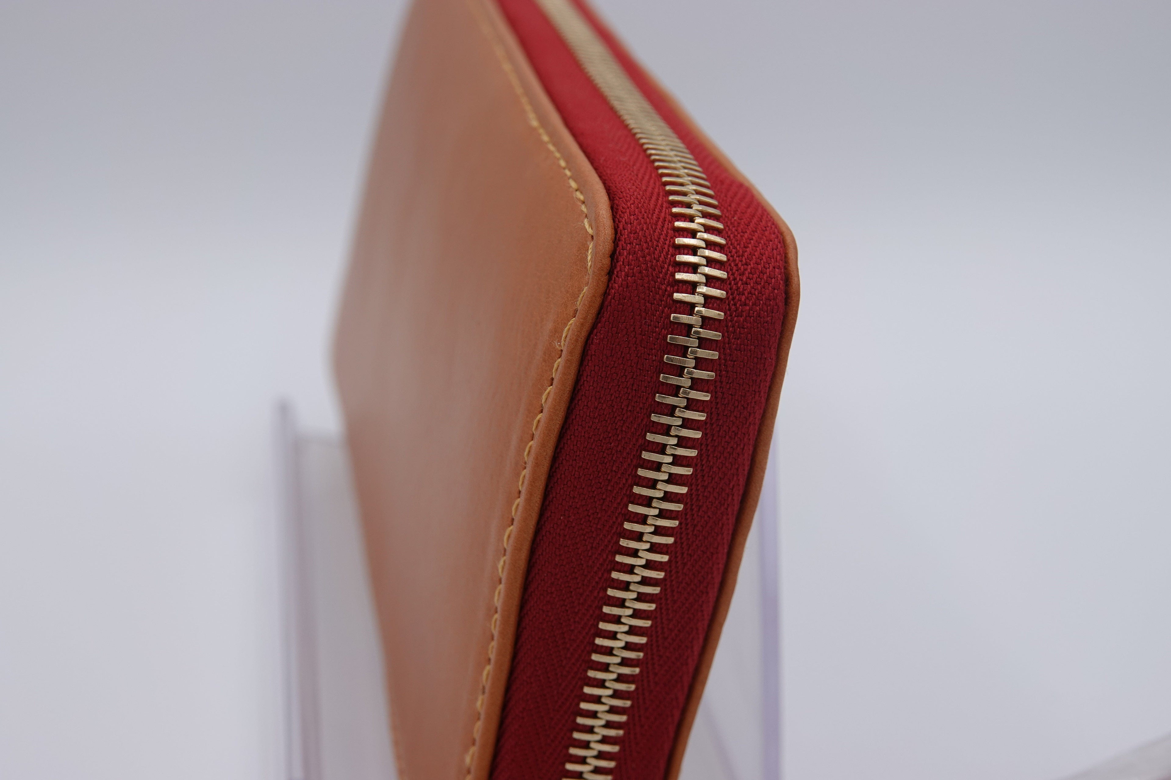 corner Dooney & Bourke Florentine Large Zip Around Wristlet Brown Cognac