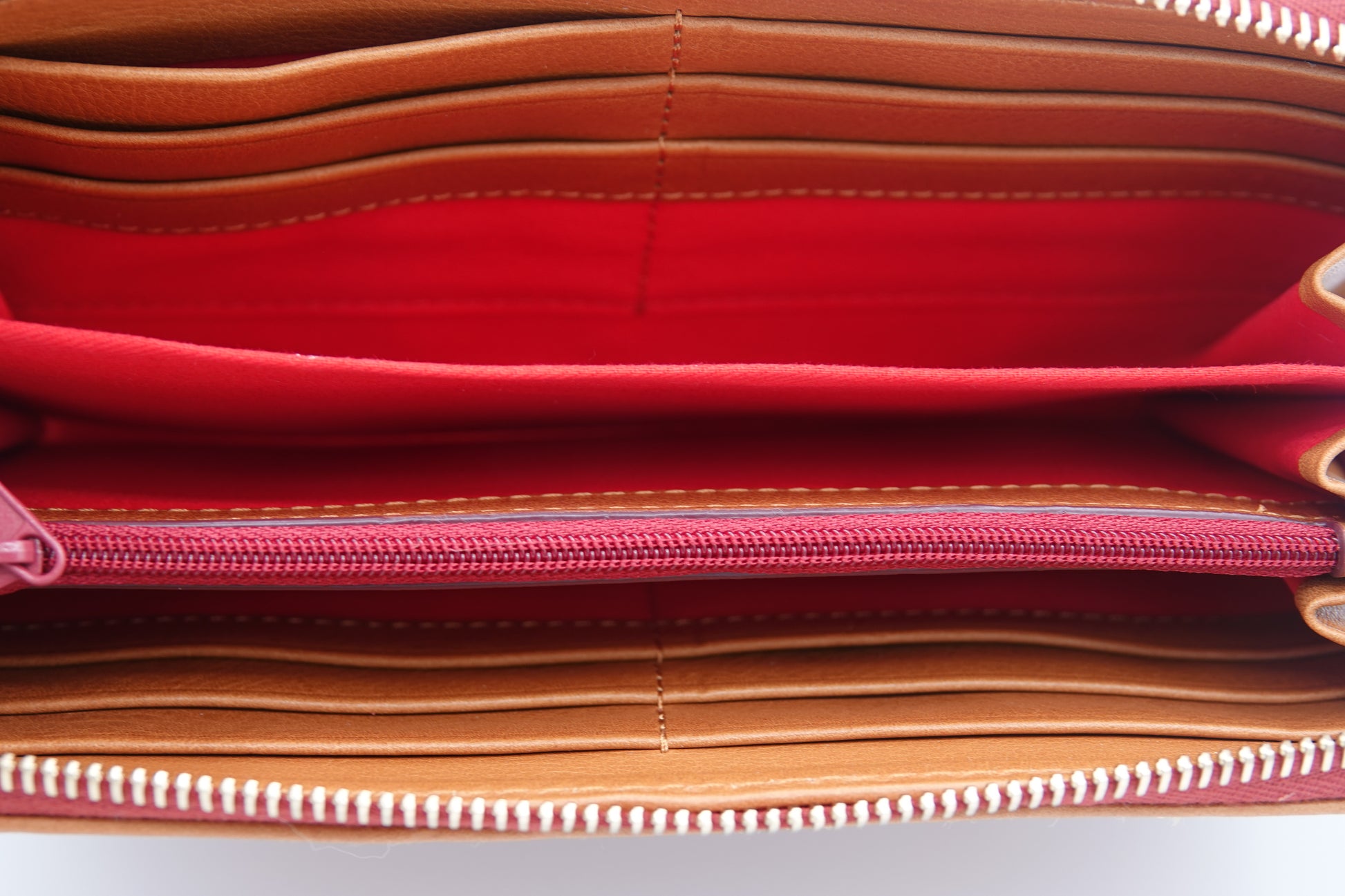 interior Dooney & Bourke Florentine Large Zip Around Wristlet Brown Cognac