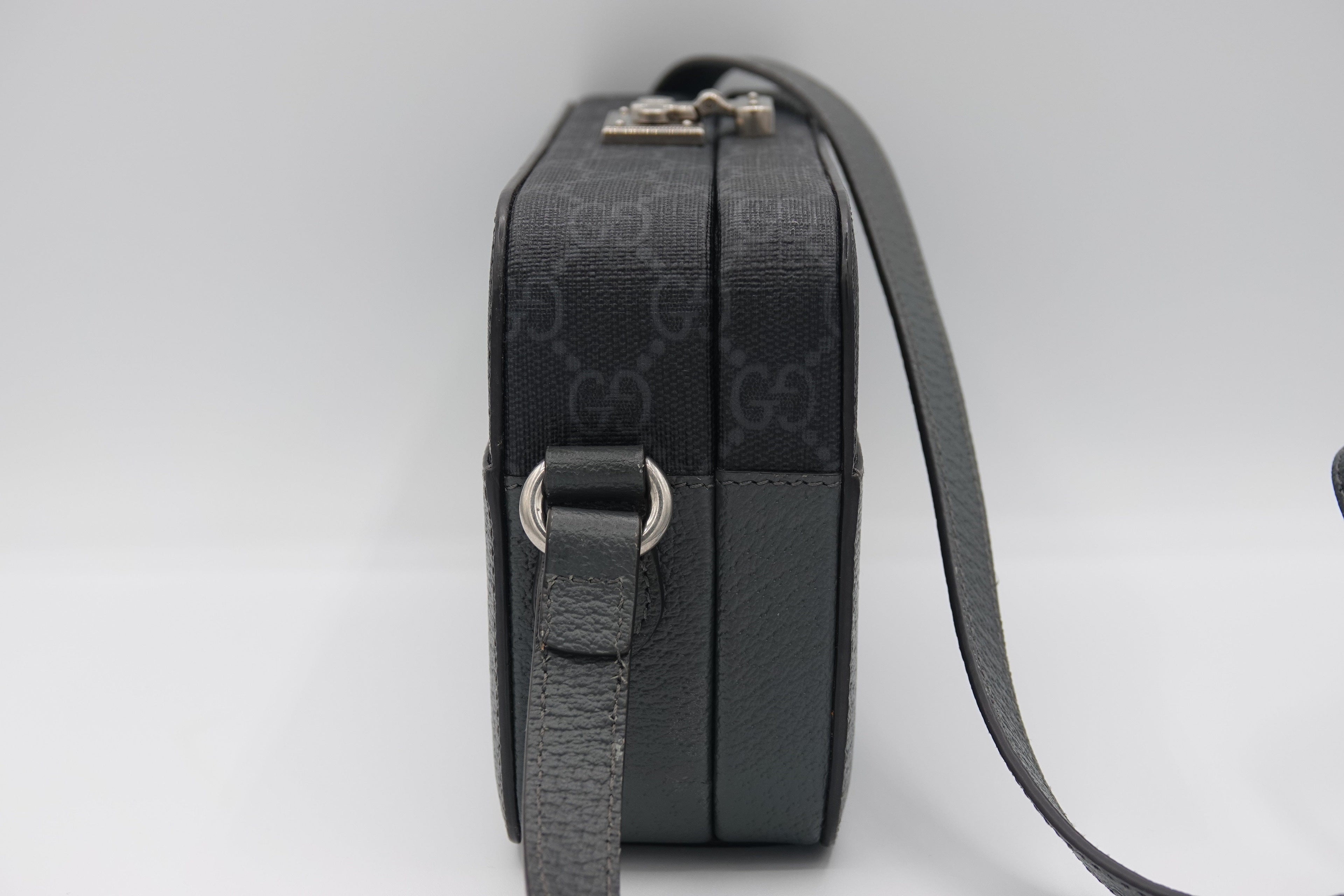 side Gucci GG Supreme Monogram Mini New Basket Box Bag