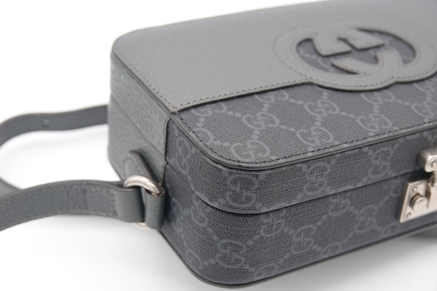 opposite top corner Gucci GG Supreme Monogram Mini New Basket Box Bag